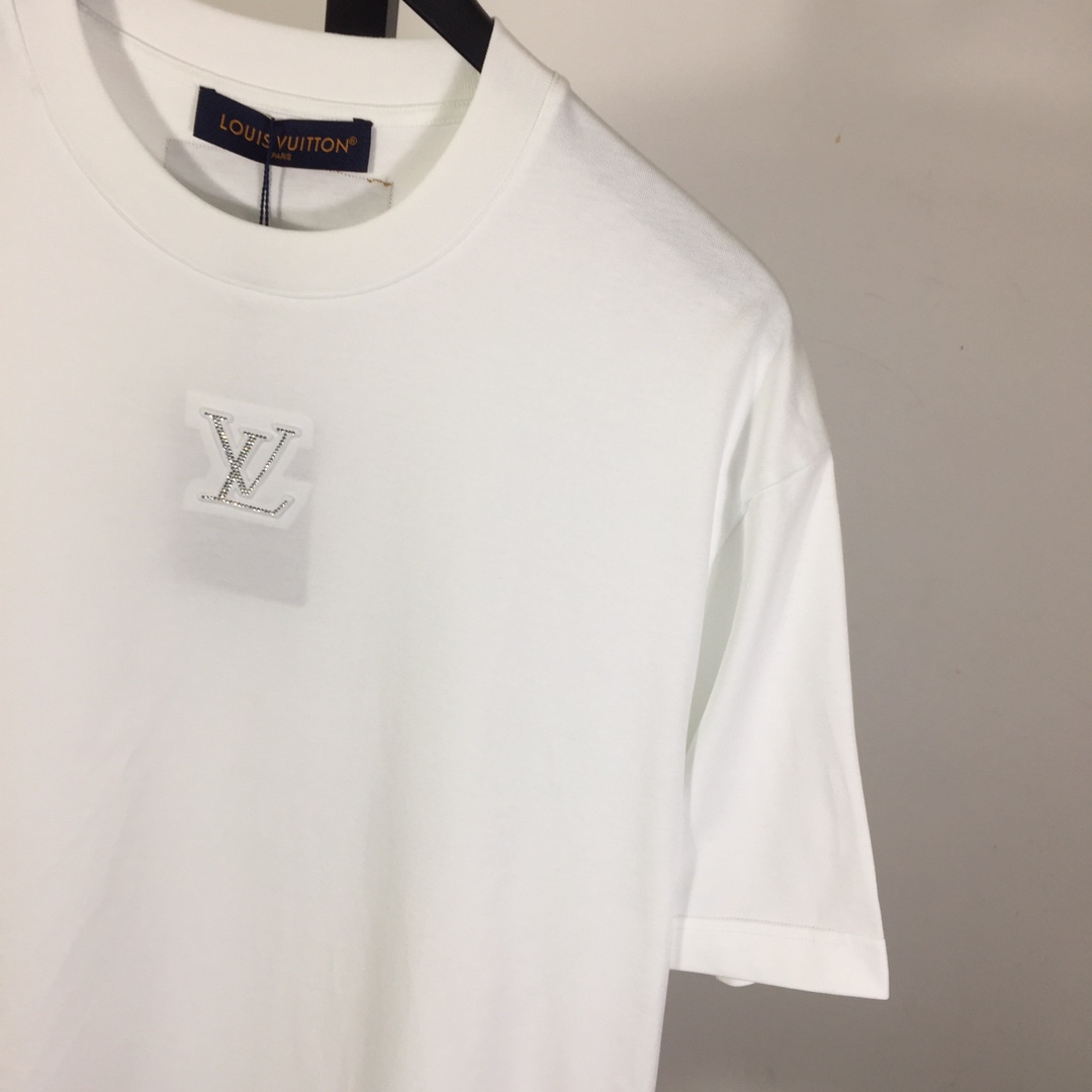Louis Vuitton Embossed LV T-Shirt - EUR FASHION