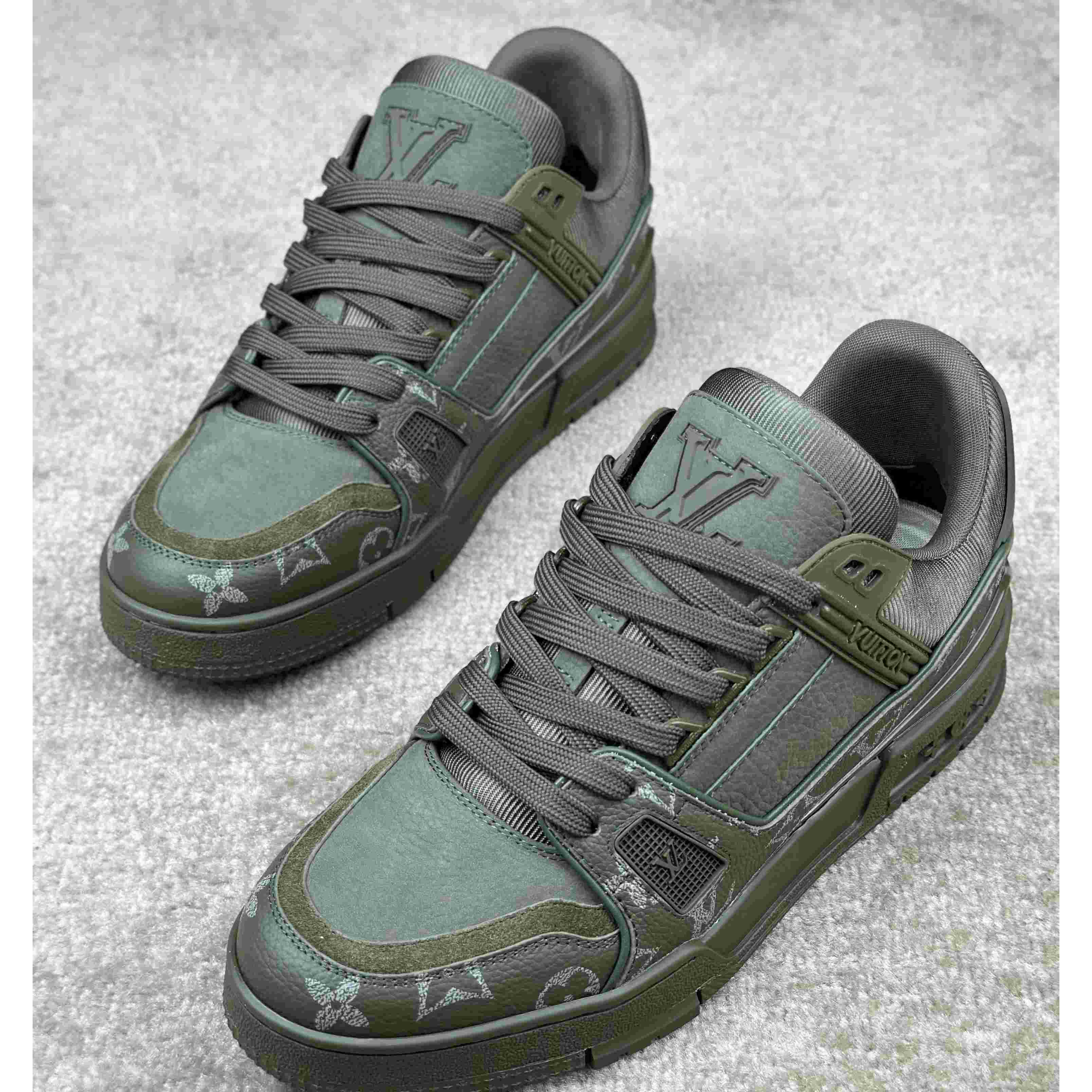 Louis Vuitton LV Trainer Sneaker       1AH995 - EUR FASHION