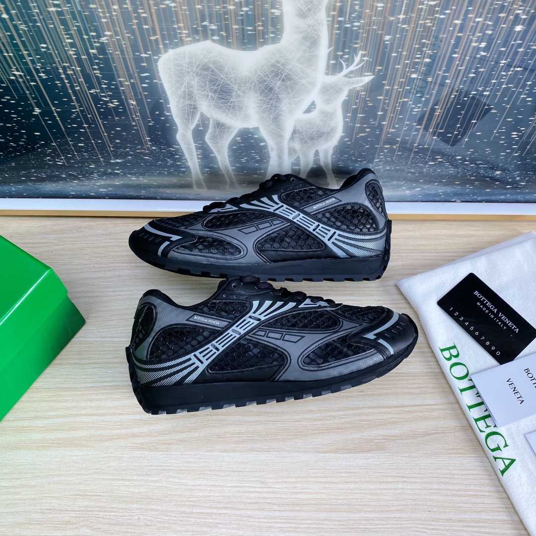 Bottega Veneta Orbit Sneaker  - EUR FASHION
