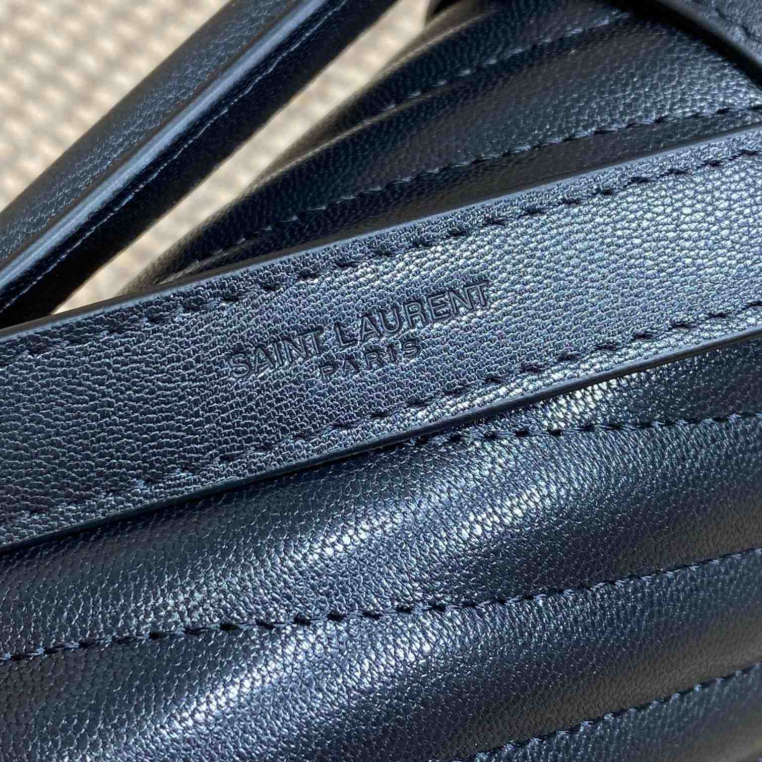 Saint Laurent Black Matelassé Sheepskin Large College Bag  32cm - EUR FASHION
