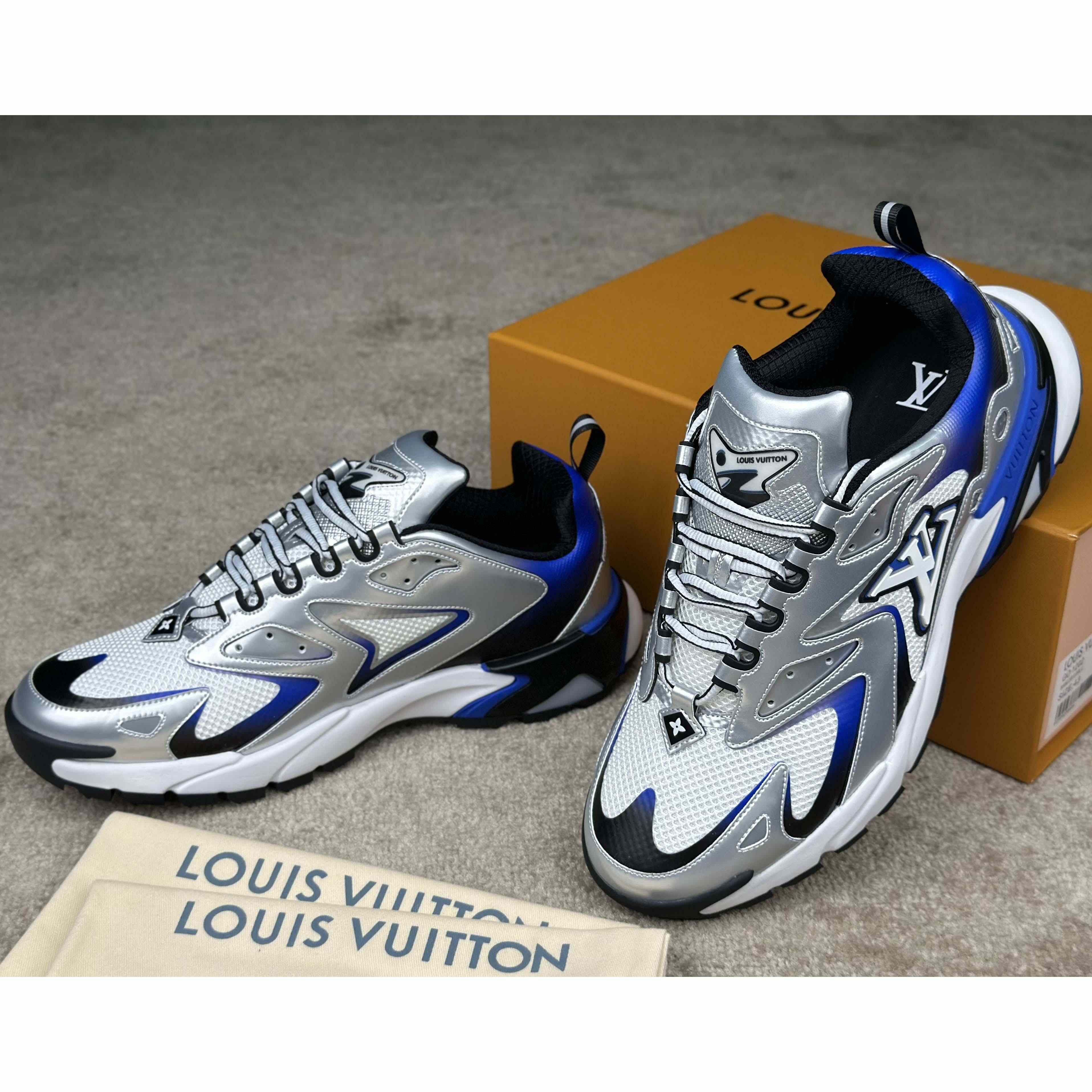 Louis Vuitton LV Runner Tatic Sneaker  1ADI69 - EUR FASHION