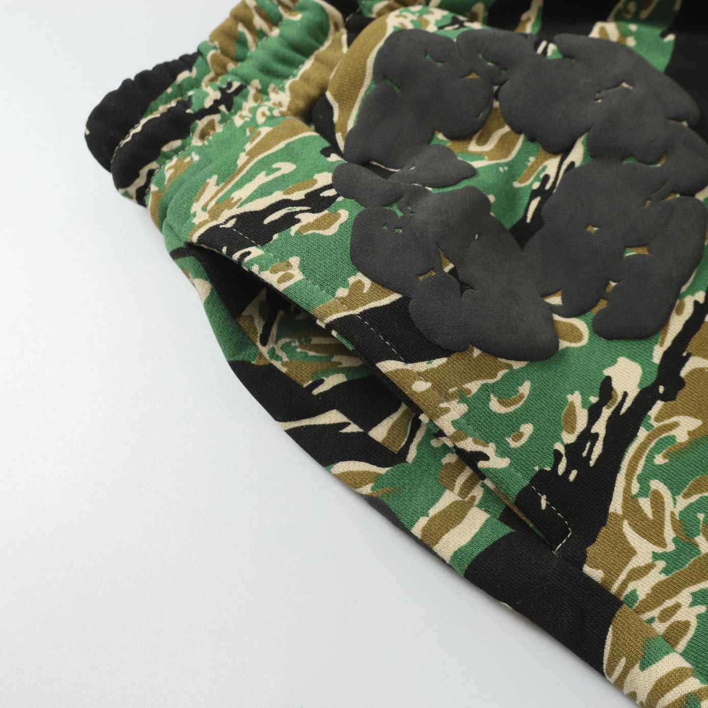 Denim Tears Camo Sweat Shorts - EUR FASHION