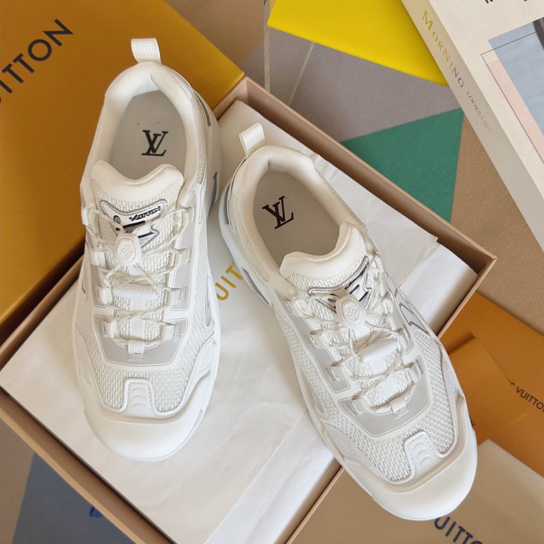 Louis Vuitton LV Runner Tatic Sneaker   1ADGZF - EUR FASHION