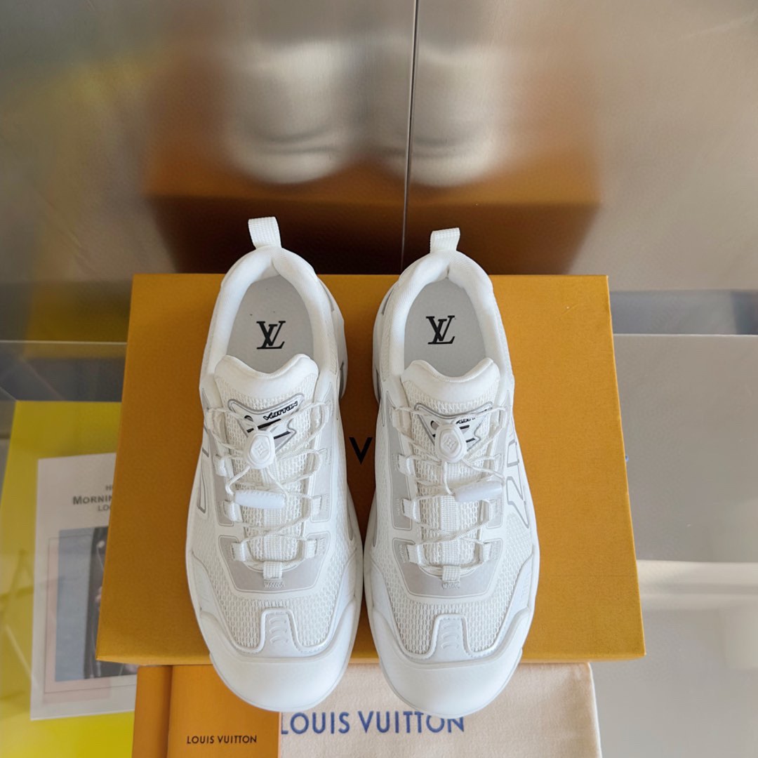 Louis Vuitton LV Runner Tatic Sneaker   1ADGZF - EUR FASHION