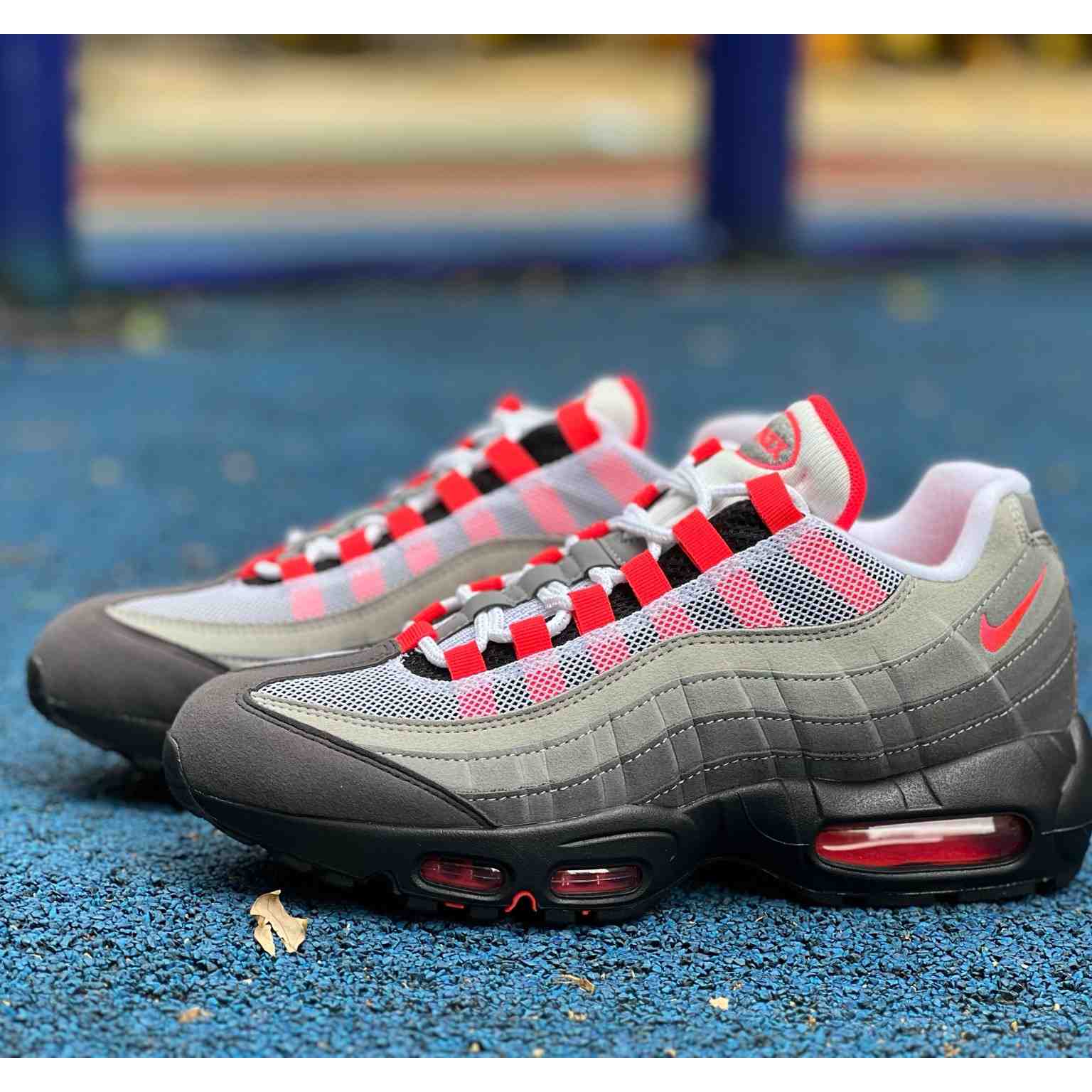 Nike Air Max 95 'White & Solar Red & Granite'   AT28 - EUR FASHION