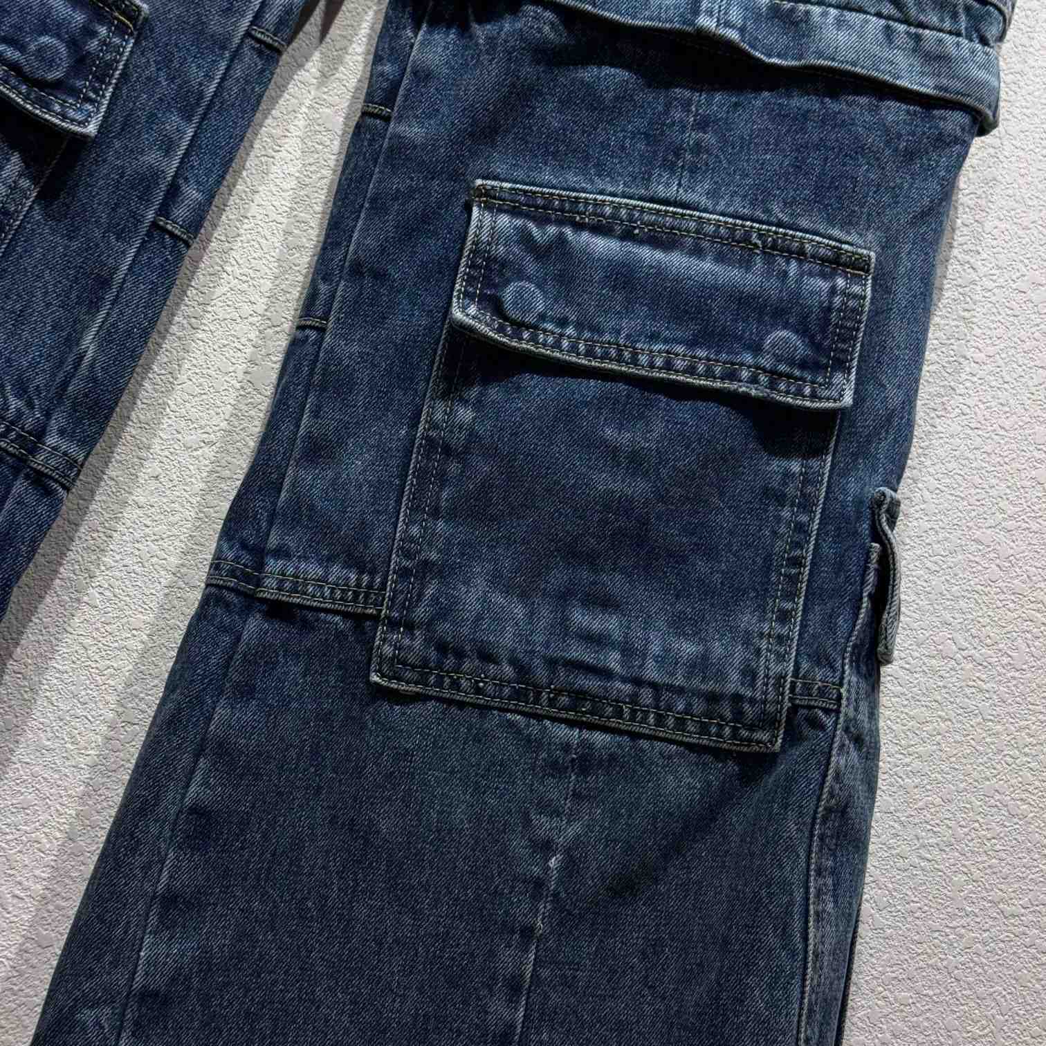 Balenciaga Mid-rise Wide-leg Cargo Jeans - EUR FASHION