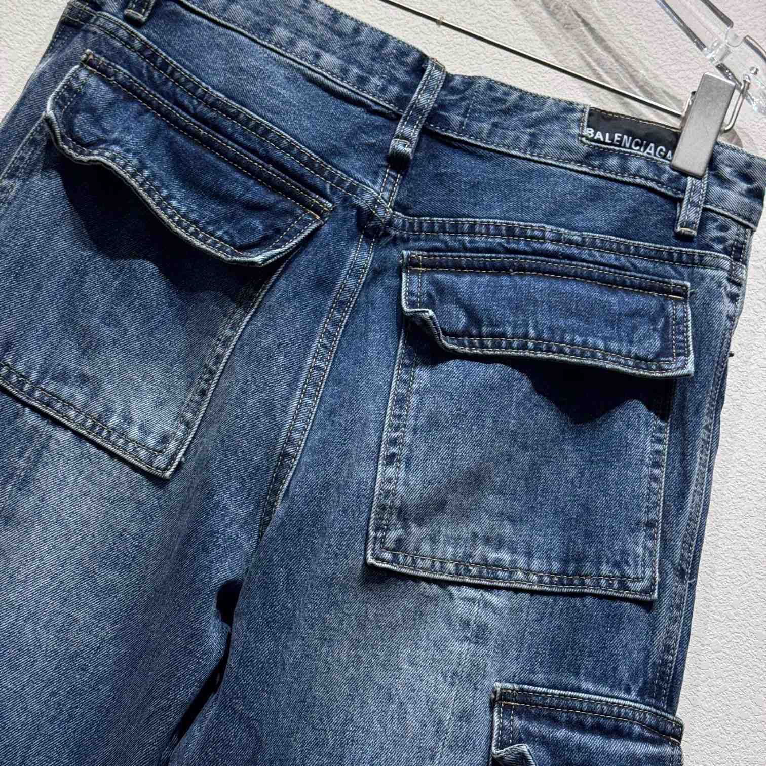 Balenciaga Mid-rise Wide-leg Cargo Jeans - EUR FASHION