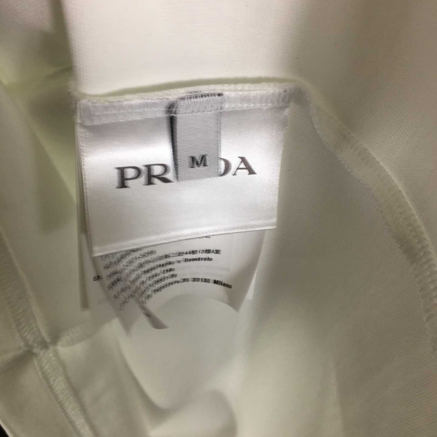 Prada T-shirt With Nylon Pocket And Letter Print - EUR FASHION