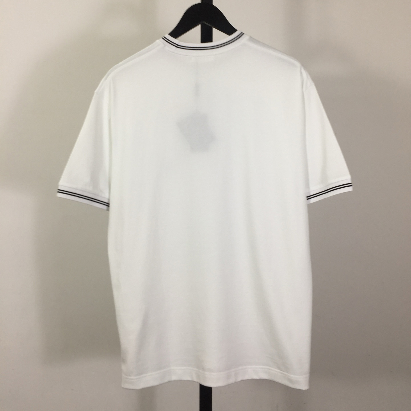 Prada T-shirt With Nylon Pocket And Letter Print - EUR FASHION