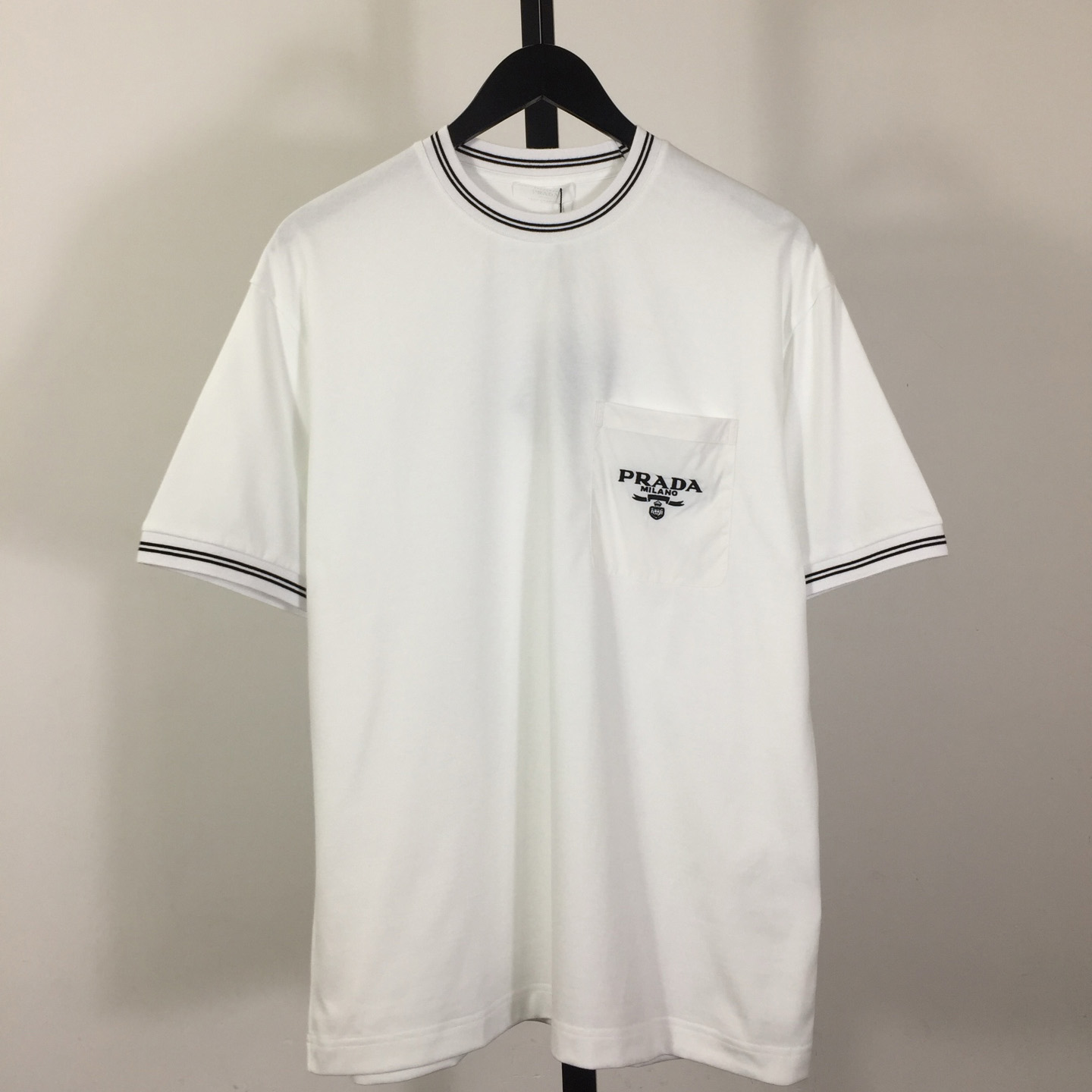 Prada T-shirt With Nylon Pocket And Letter Print - EUR FASHION