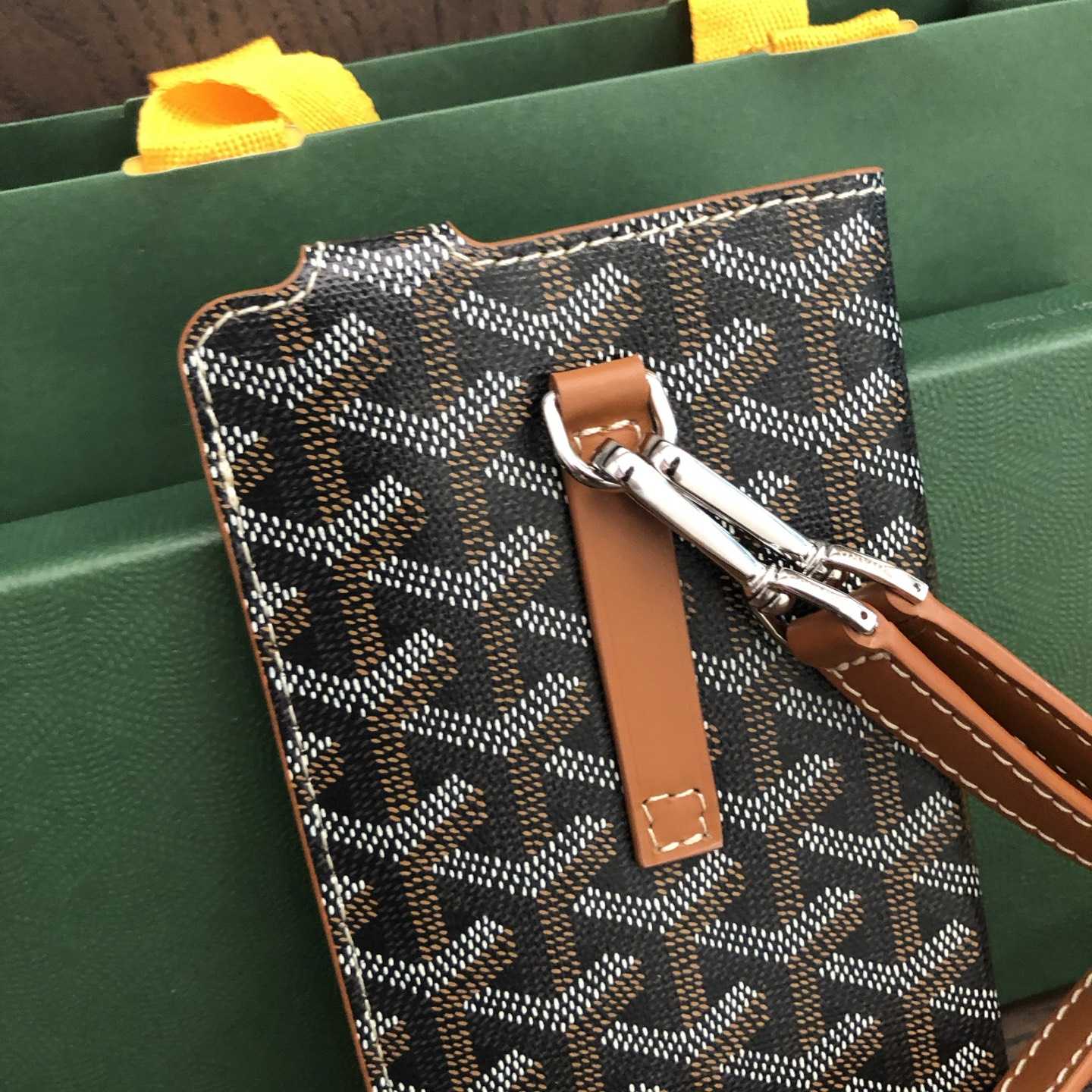 Goyard Montmartre GM Case - EUR FASHION