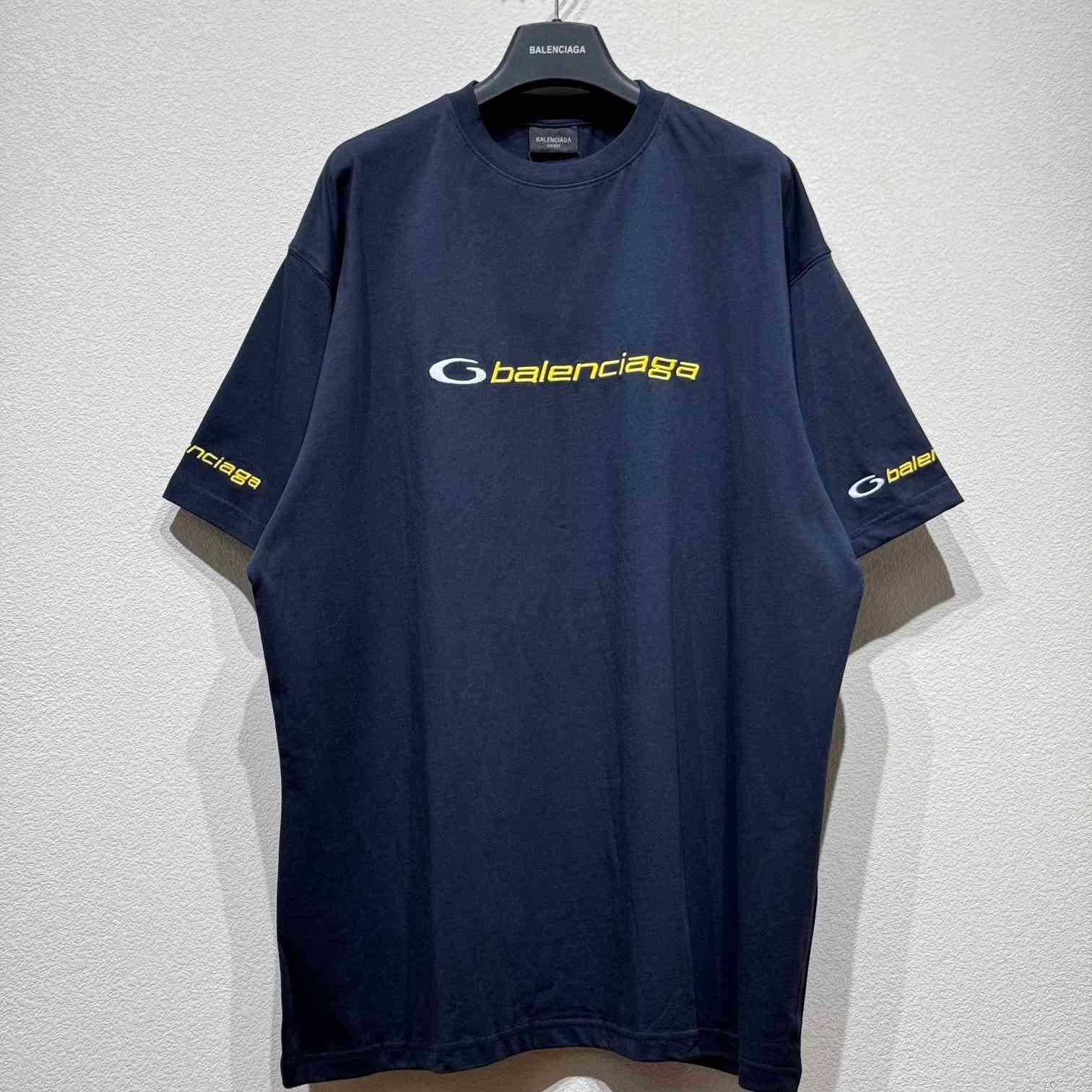Balenciaga T-shirt Medium Fit - EUR FASHION
