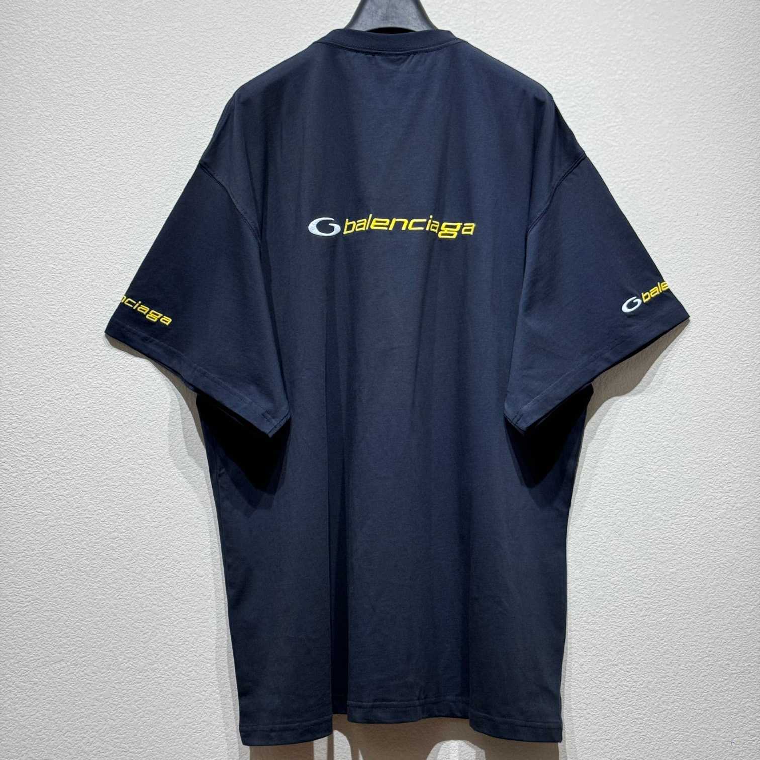 Balenciaga T-shirt Medium Fit - EUR FASHION