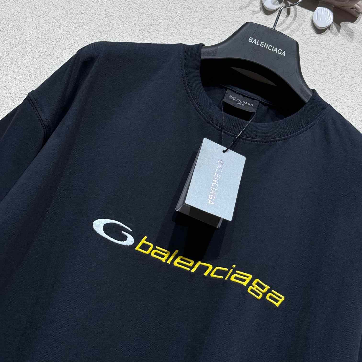 Balenciaga T-shirt Medium Fit - EUR FASHION