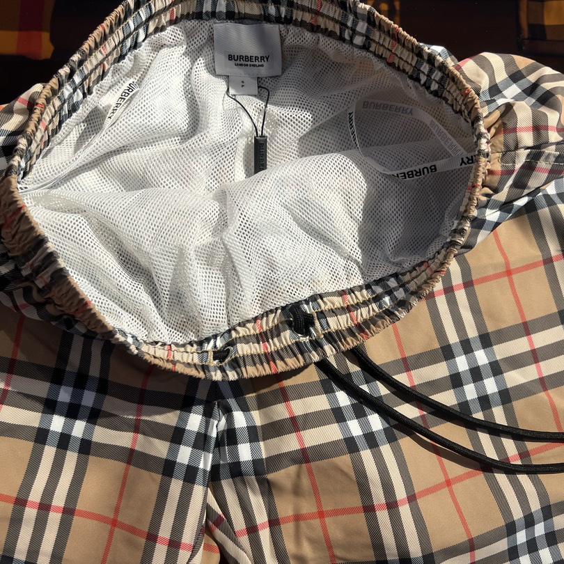 Burberry Shorts - EUR FASHION