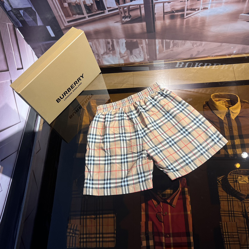Burberry Shorts - EUR FASHION