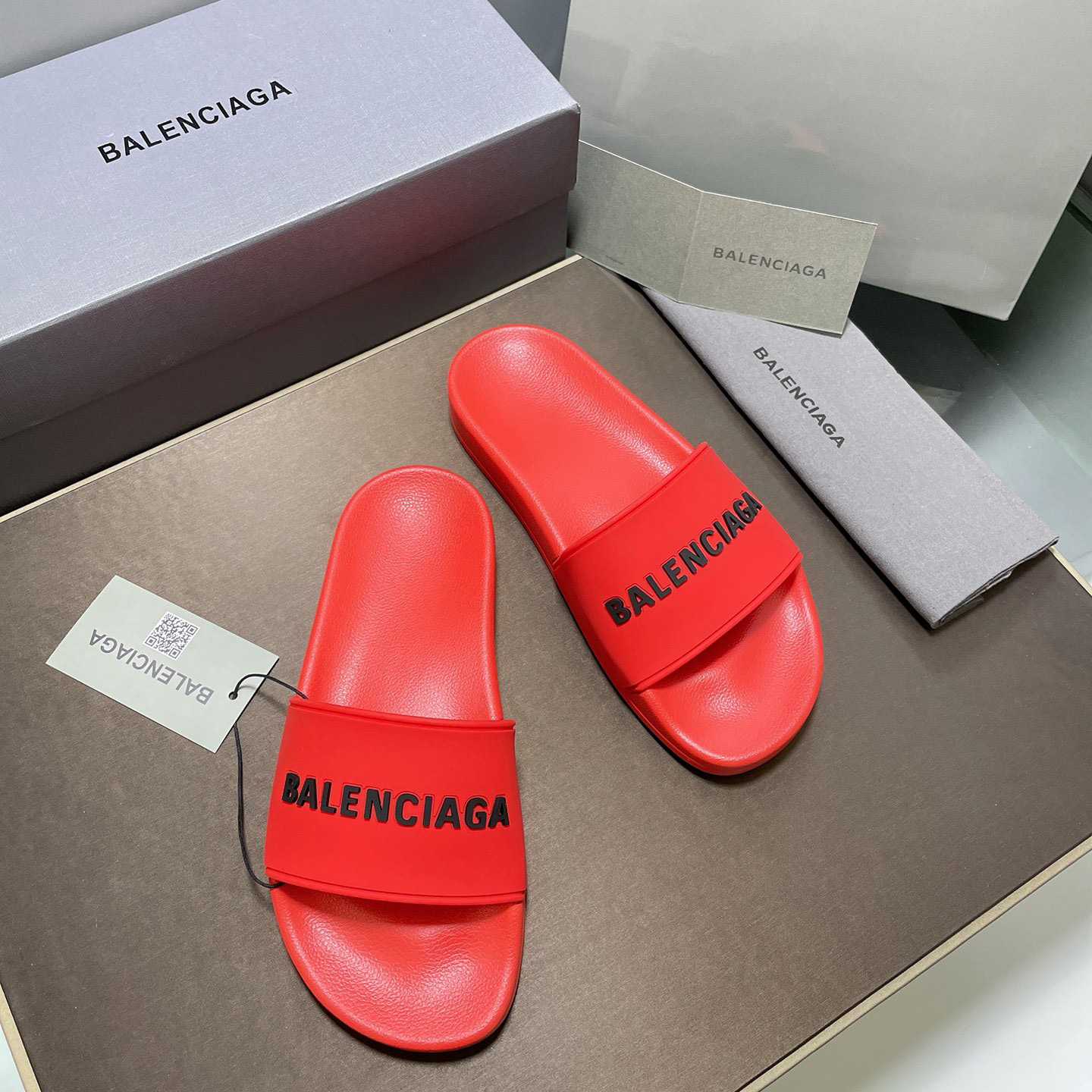 Balenciaga Pool Slide - EUR FASHION
