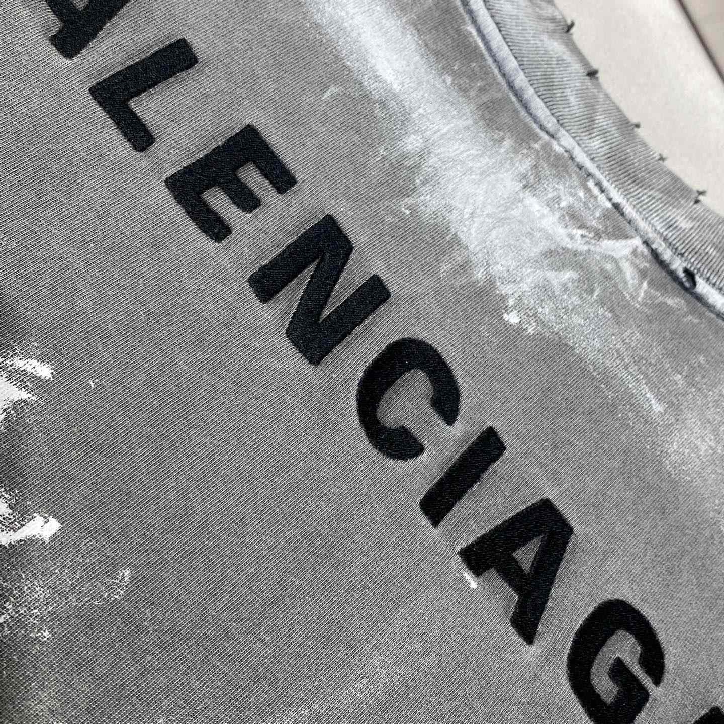 Balenciaga Back T-Shirt Medium Fit In Grey - EUR FASHION