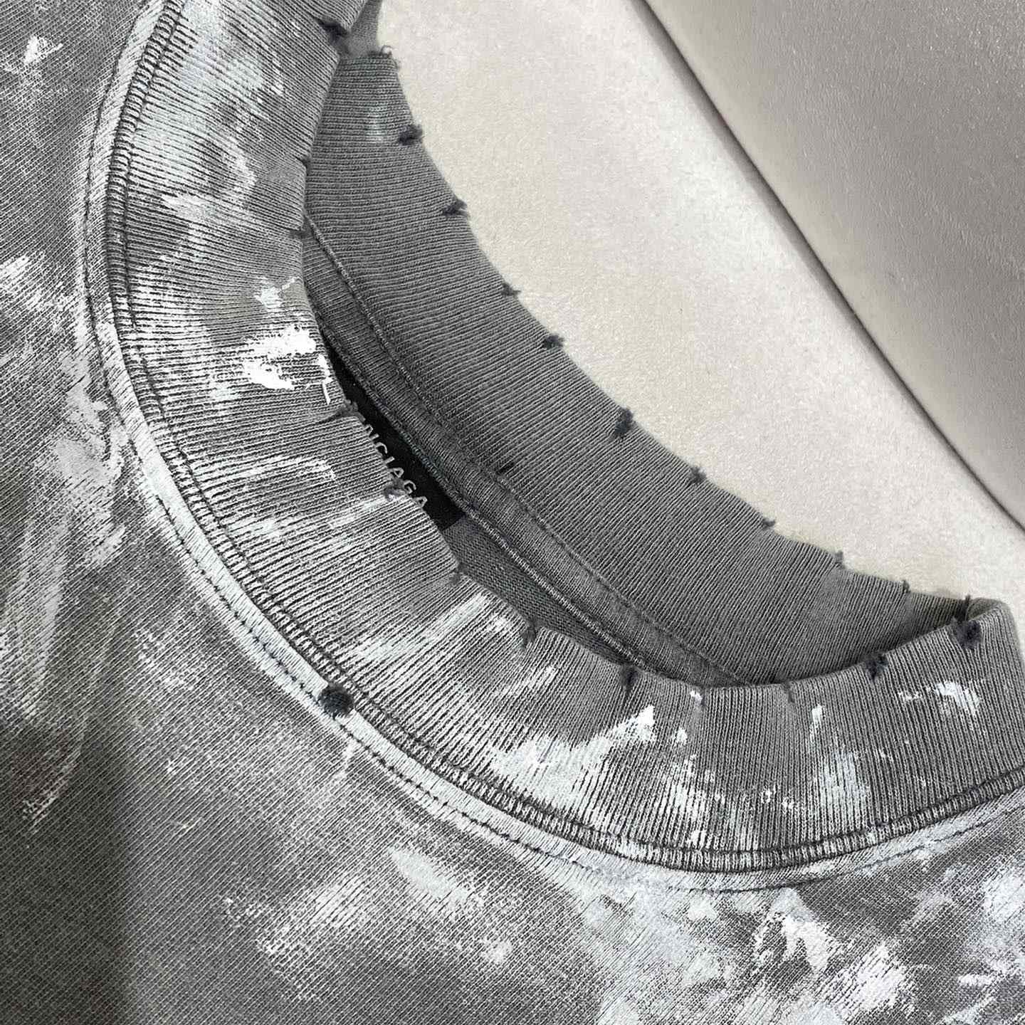Balenciaga Back T-Shirt Medium Fit In Grey - EUR FASHION