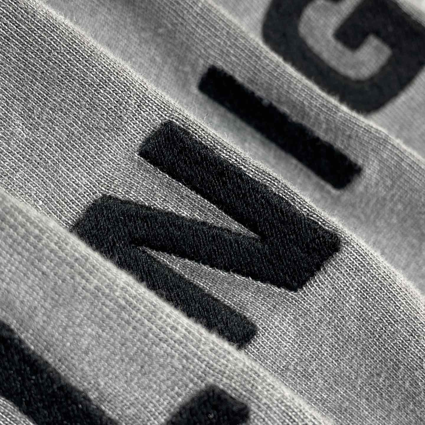 Balenciaga Back T-Shirt Medium Fit In Grey - EUR FASHION