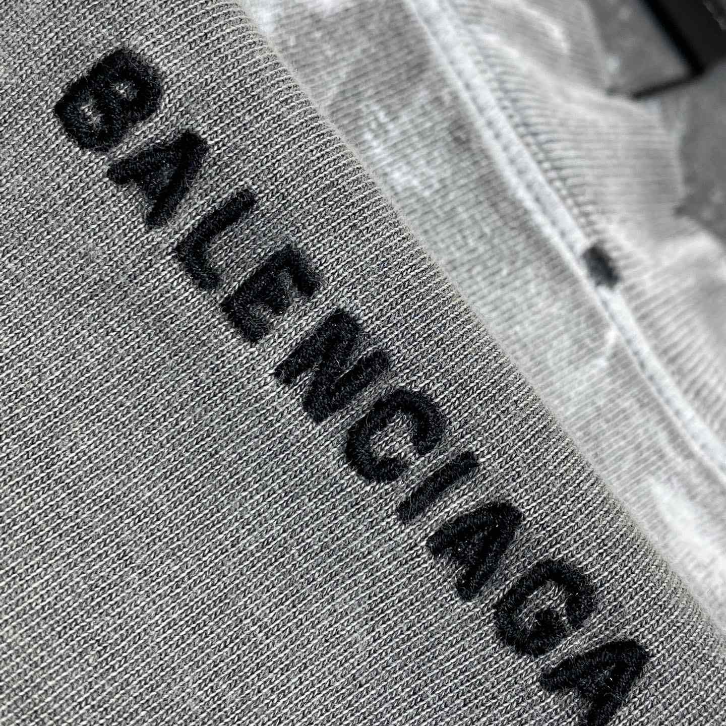 Balenciaga Back T-Shirt Medium Fit In Grey - EUR FASHION