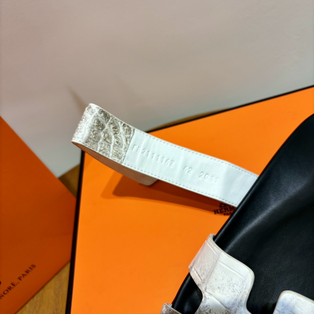 Hermes Chypre Sandal - EUR FASHION