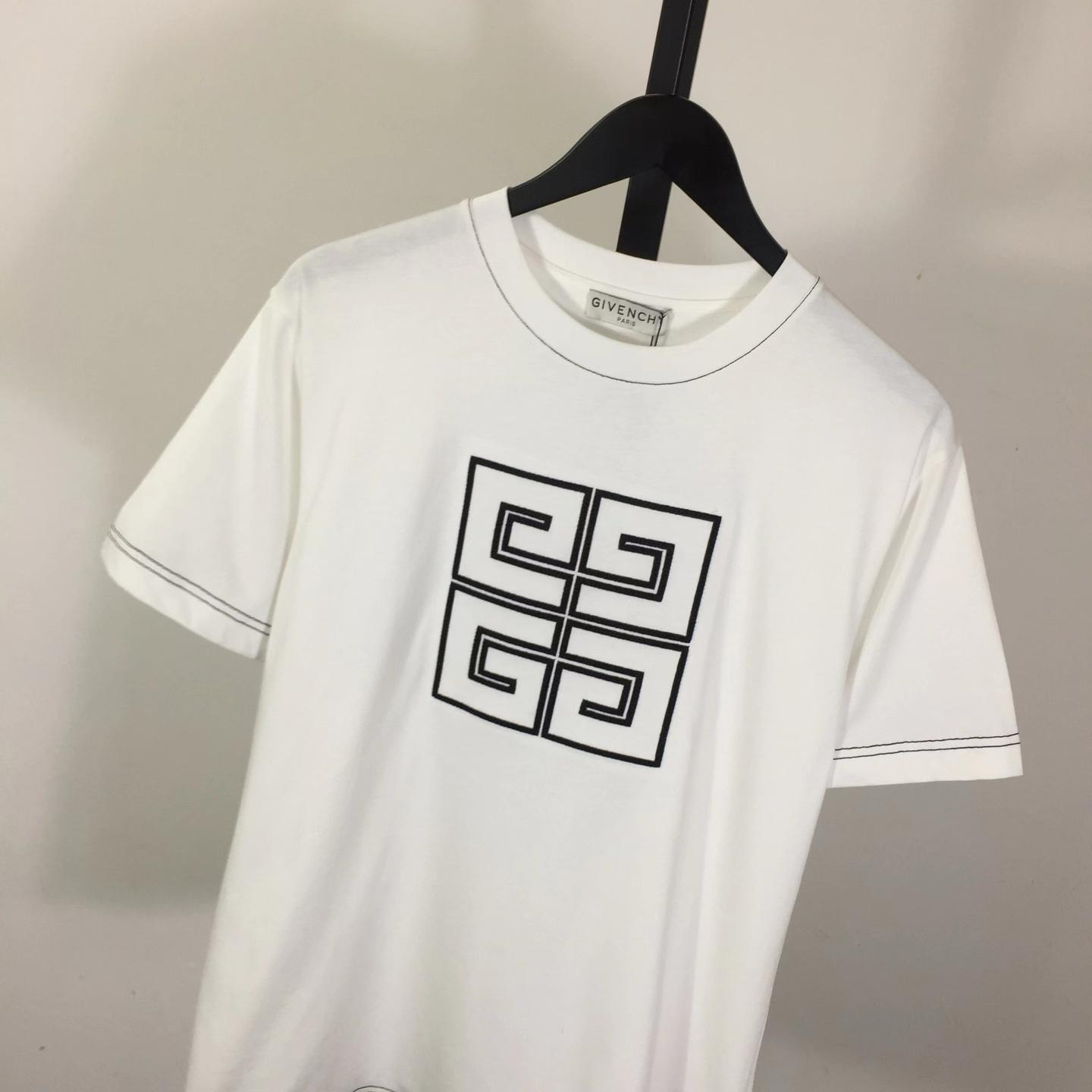 Givenchy T-shirt In Cotton - EUR FASHION