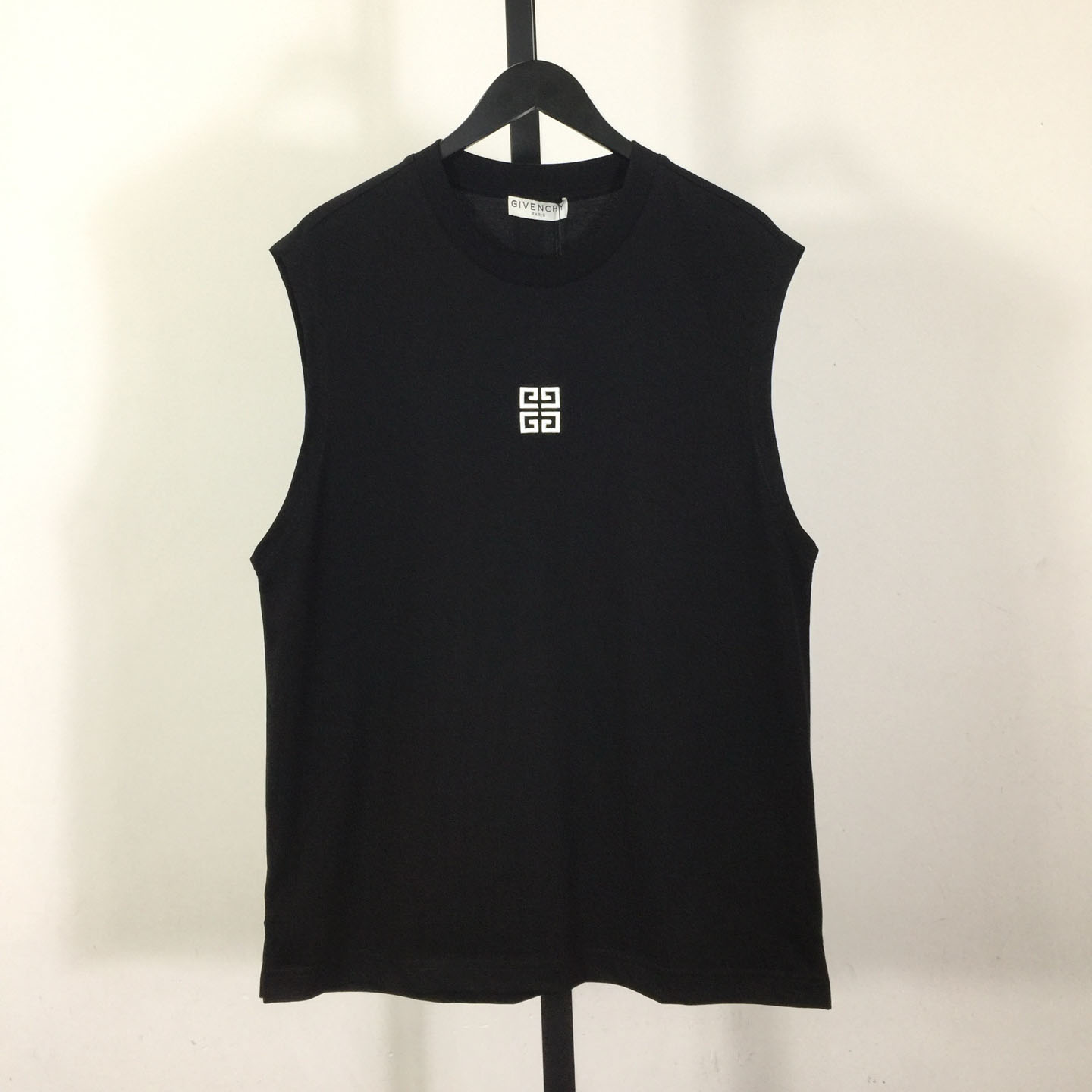 Givenchy Logo Top - EUR FASHION