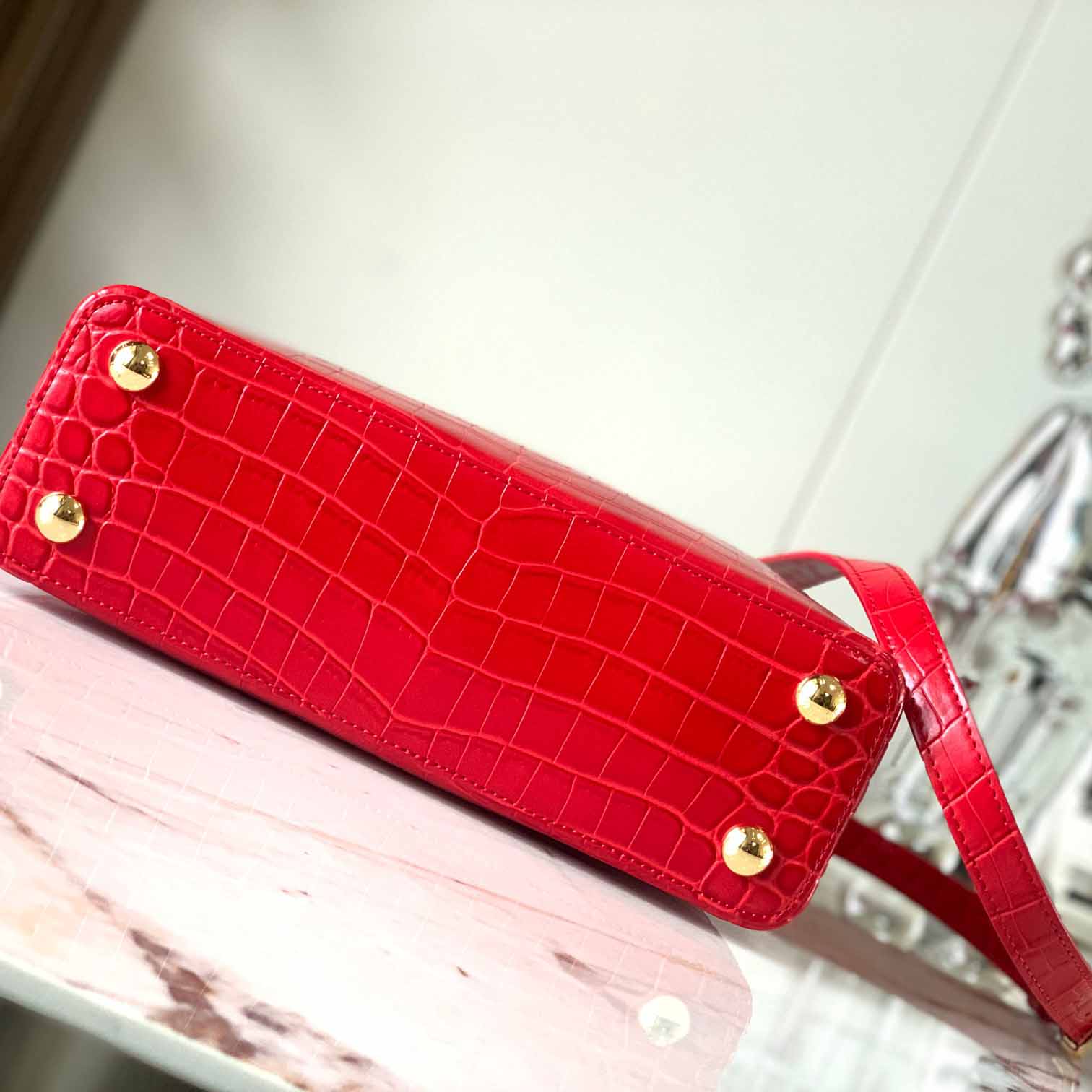 Louis Vuitton Capucines BB   N92173 (27 x 18x9cm) - EUR FASHION