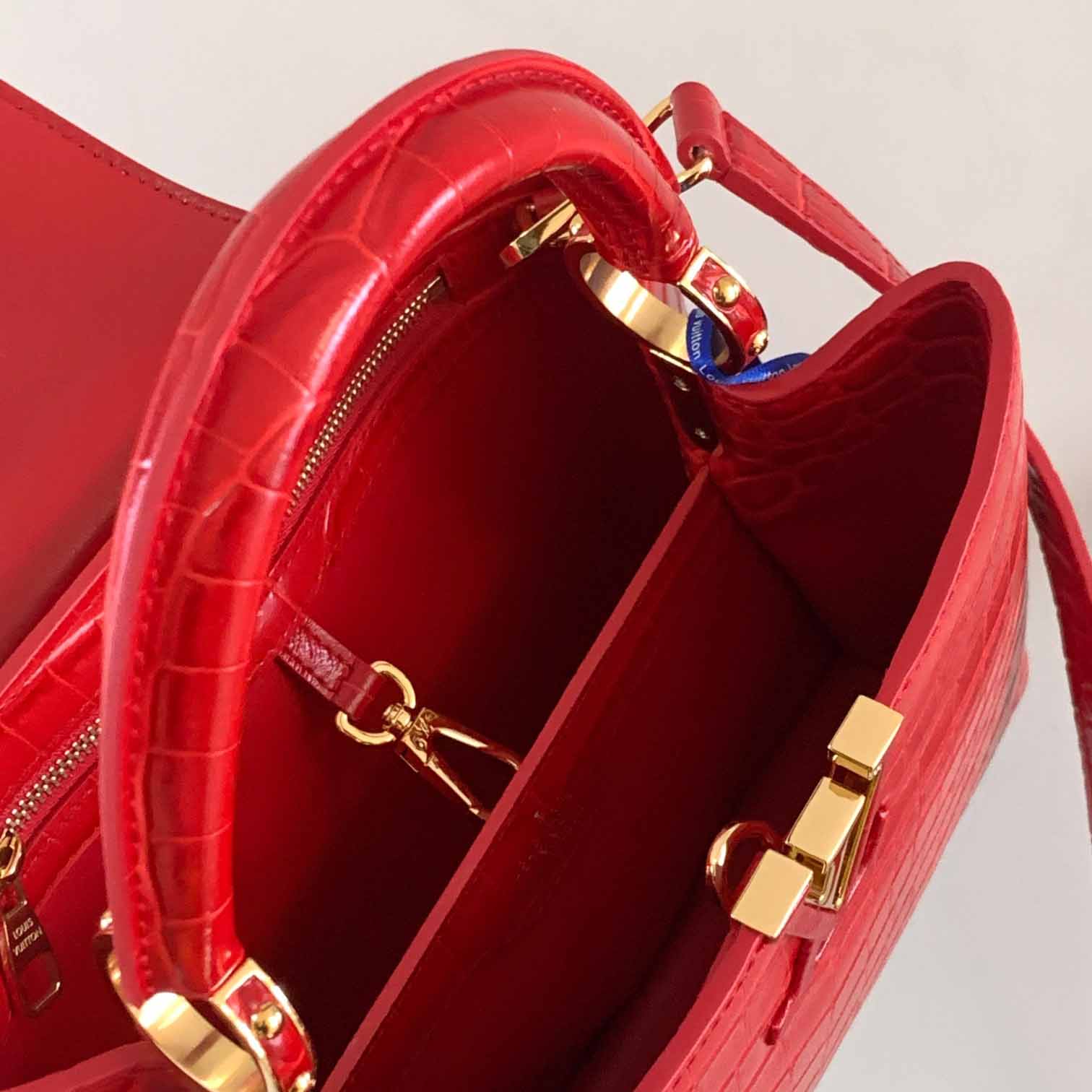 Louis Vuitton Capucines BB   N92173 (27 x 18x9cm) - EUR FASHION