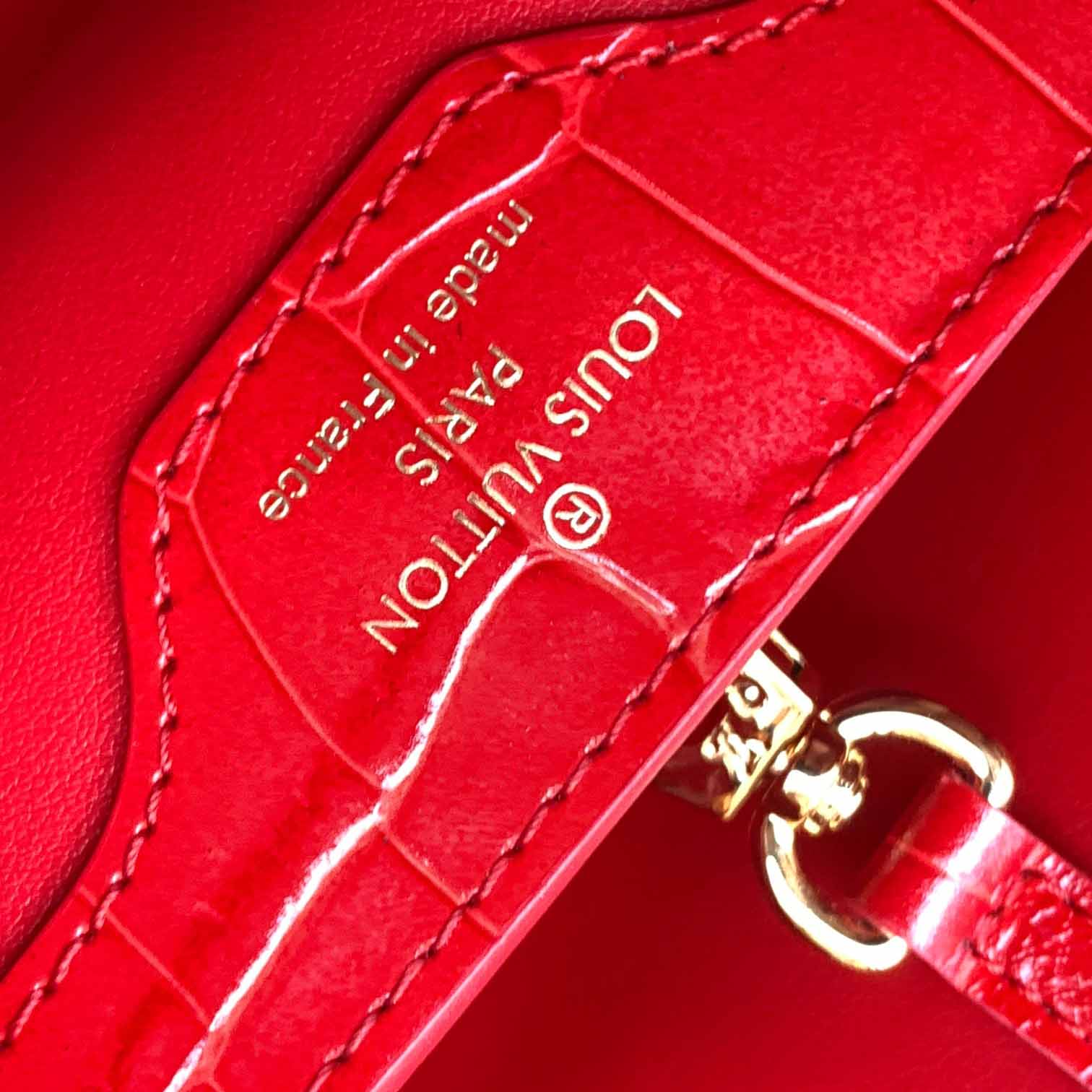 Louis Vuitton Capucines BB   N92173 (27 x 18x9cm) - EUR FASHION