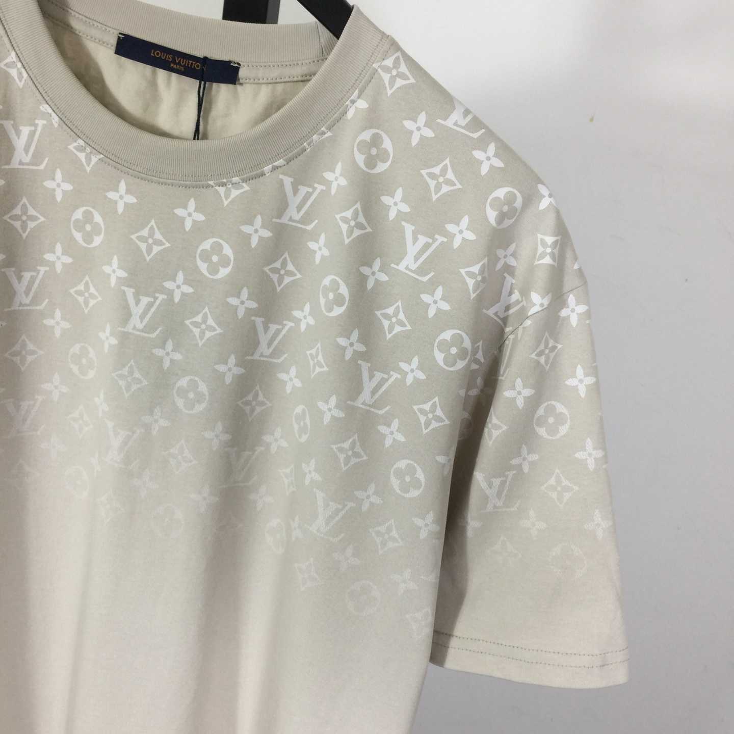 Louis Vuitton Monogram Gradient T-shirt - EUR FASHION