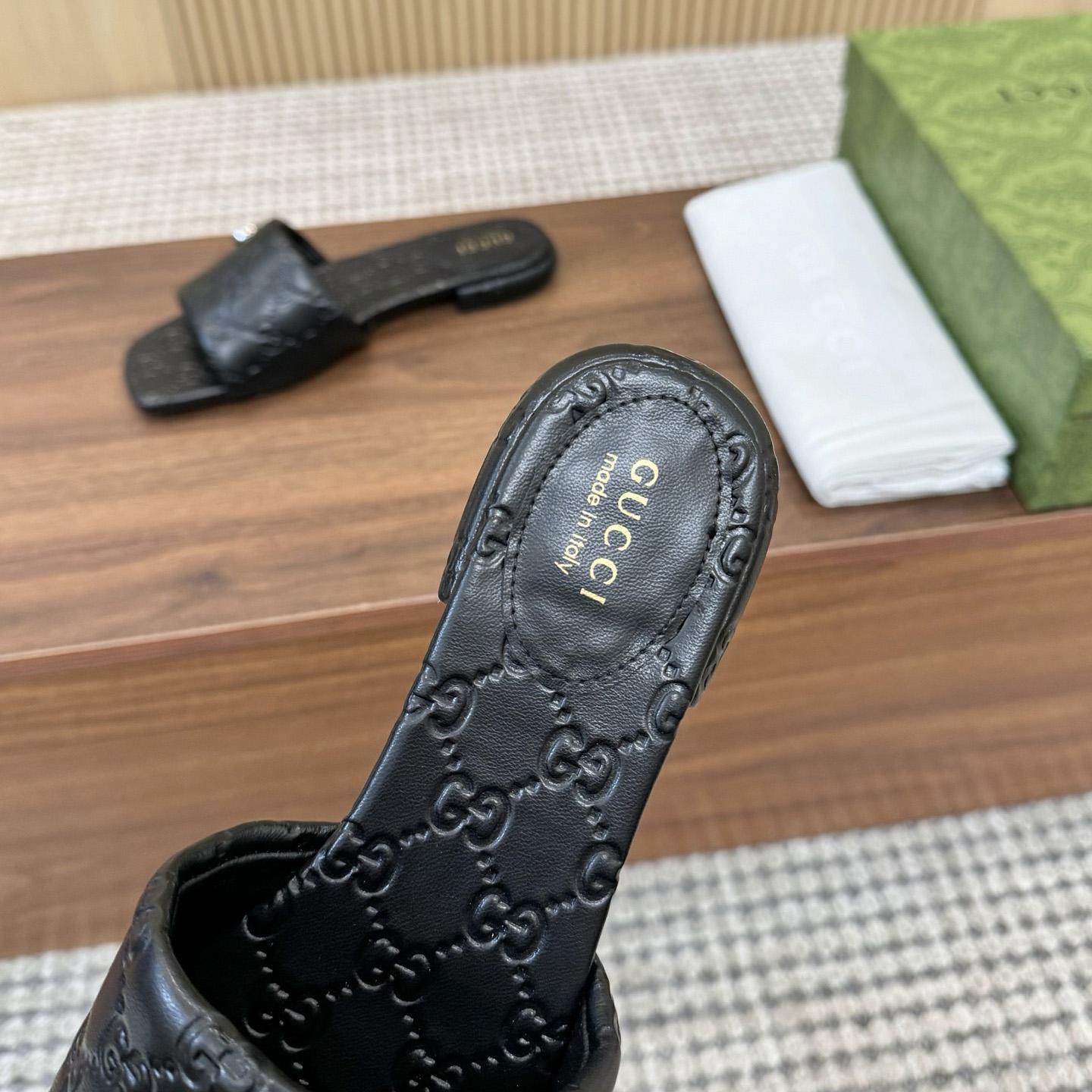 Gucci Women's Slide Sandal With Double G - EUR FASHION