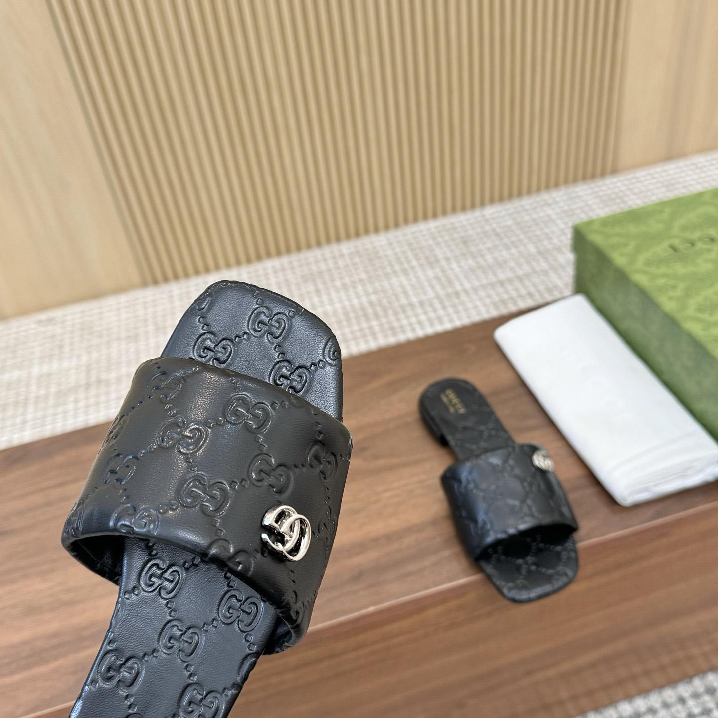 Gucci Women's Slide Sandal With Double G - EUR FASHION
