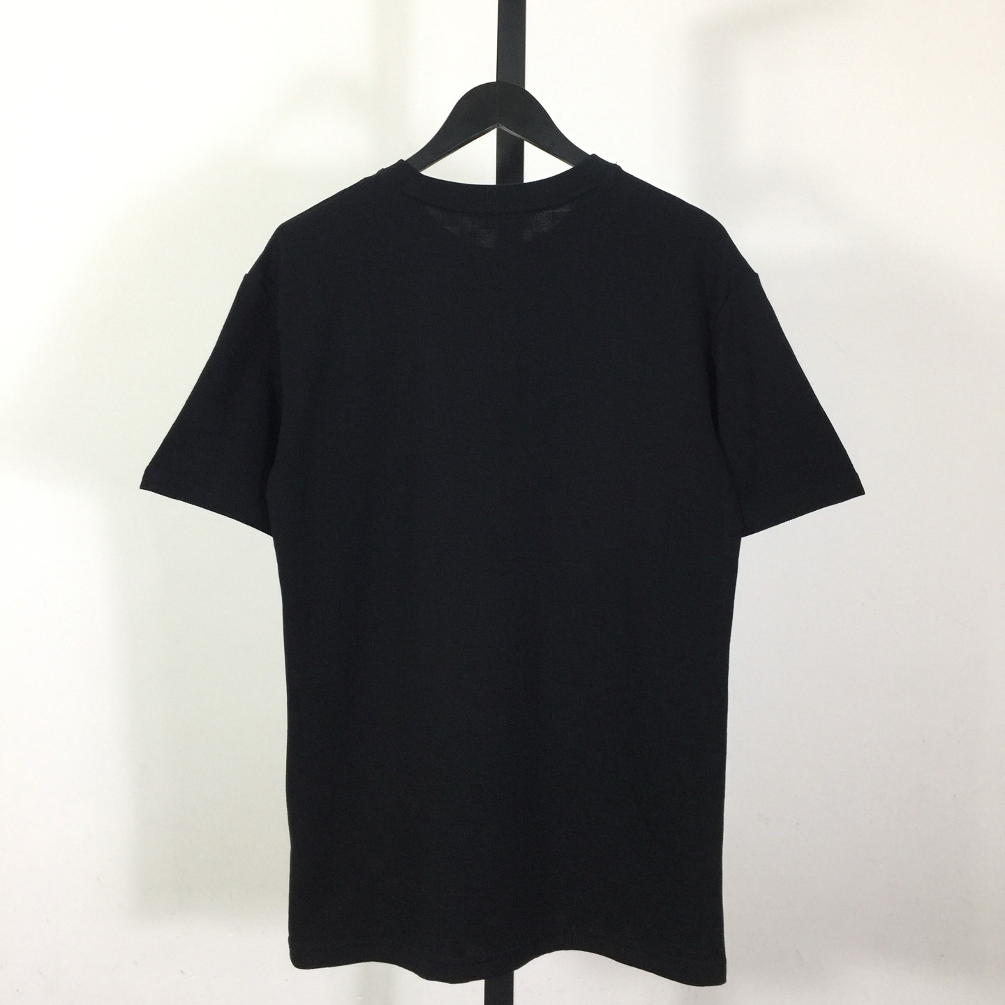 Louis Vuitton Embellished Damier Pique T-Shirt   1AHW20 - EUR FASHION