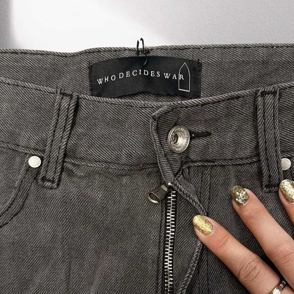 Who Decides War Denim Short 1399 - EUR FASHION
