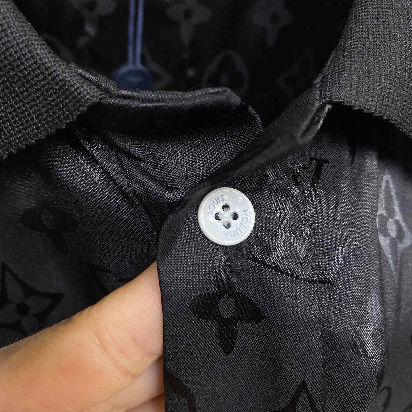 Louis Vuitton Monogram Moire Jacquard Short-Sleeved Silk Shirt   1AGTP7 - EUR FASHION