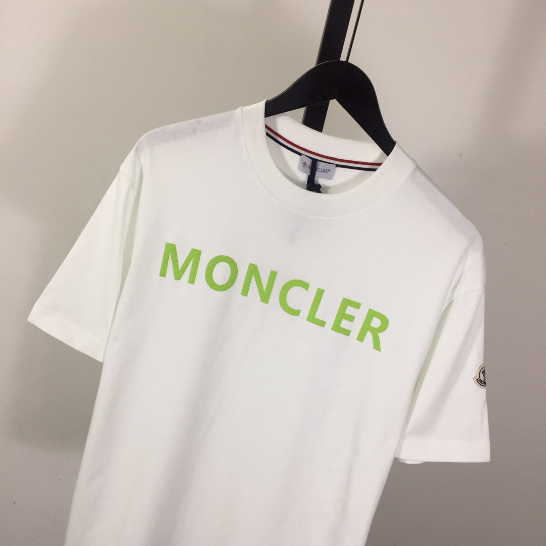 Moncler Logo T-Shirt - EUR FASHION