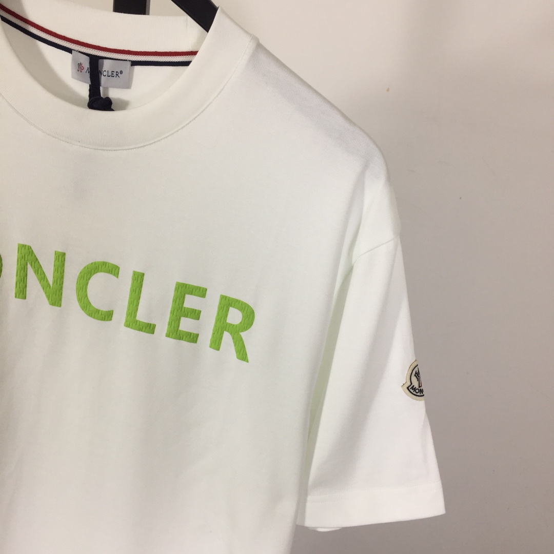 Moncler Logo T-Shirt - EUR FASHION