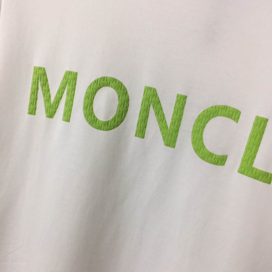 Moncler Logo T-Shirt - EUR FASHION