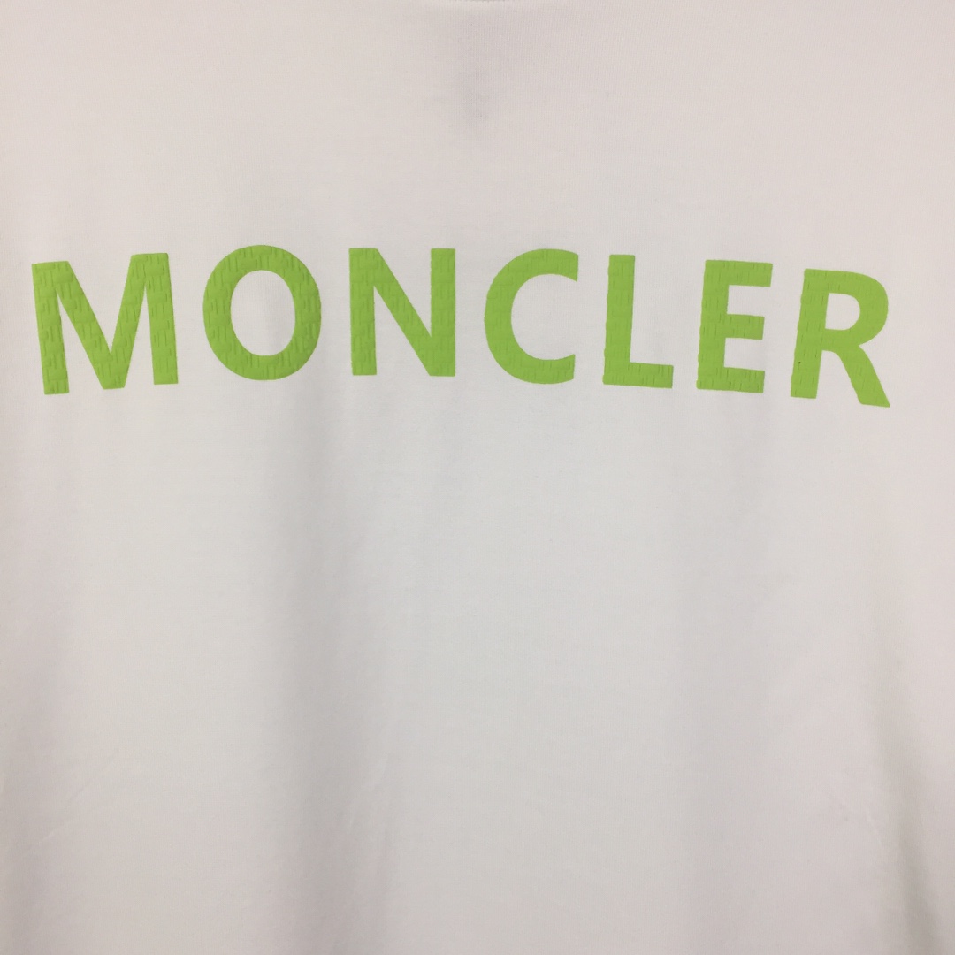 Moncler Logo T-Shirt - EUR FASHION
