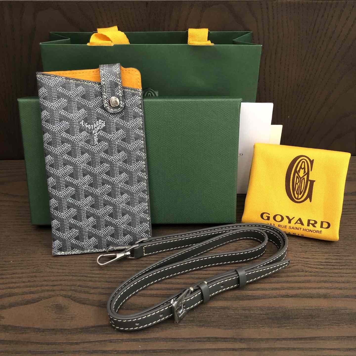Goyard Montmartre GM Case - EUR FASHION
