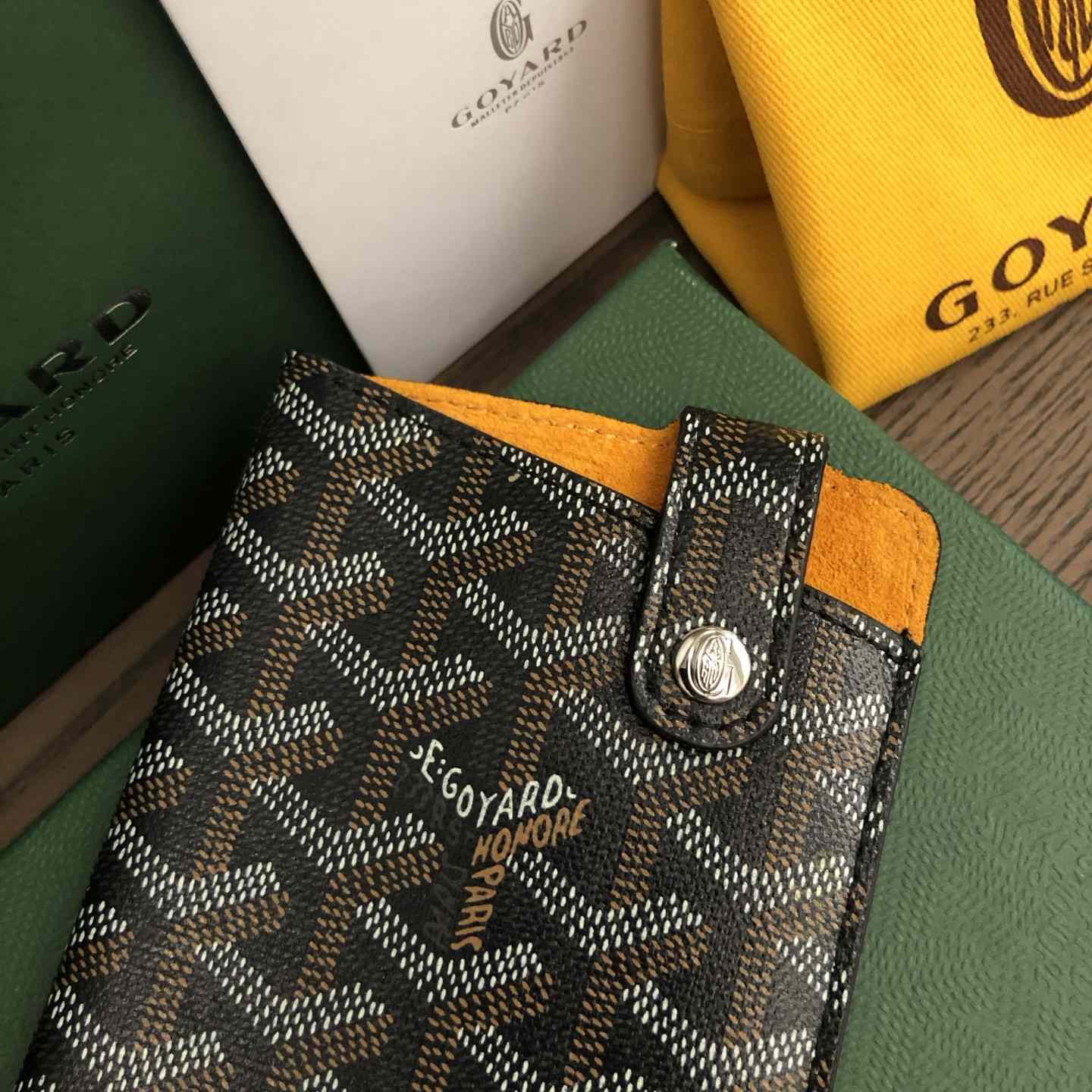 Goyard Montmartre GM Case - EUR FASHION