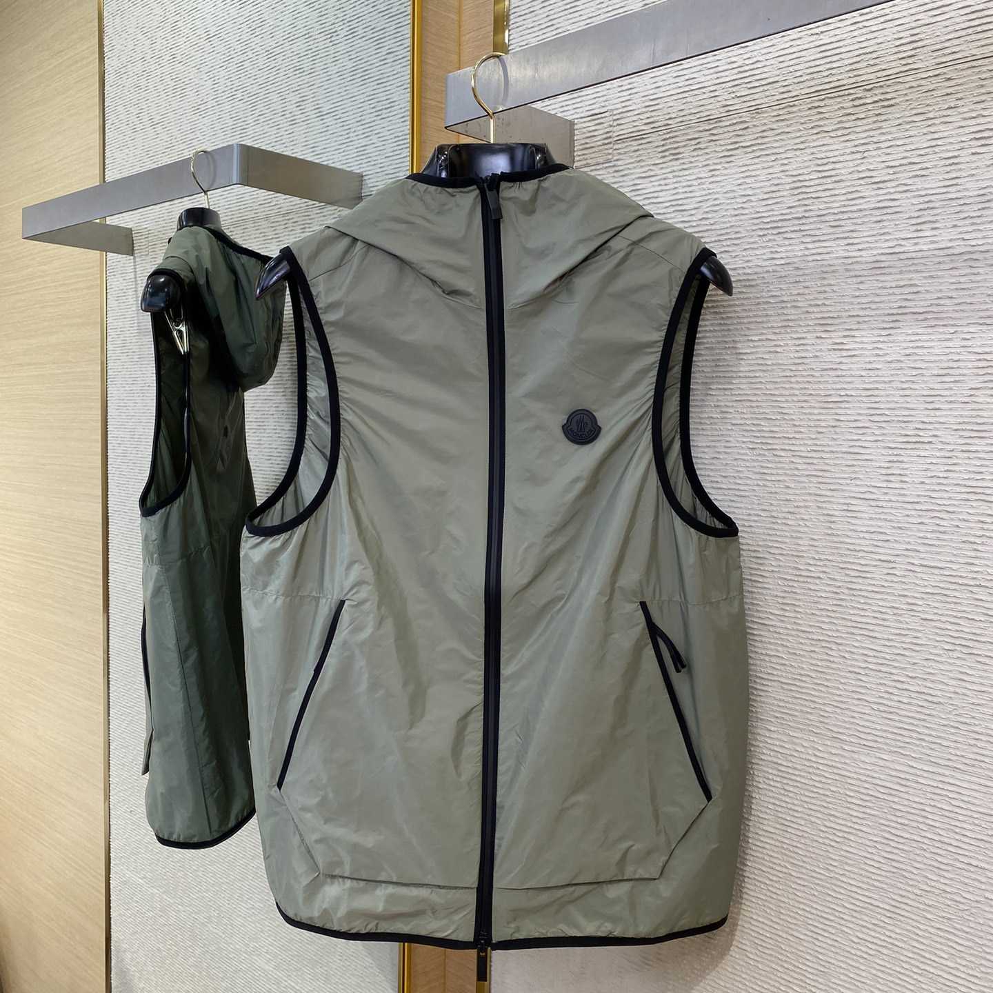 Moncler Moretan Hooded Gilet  - EUR FASHION