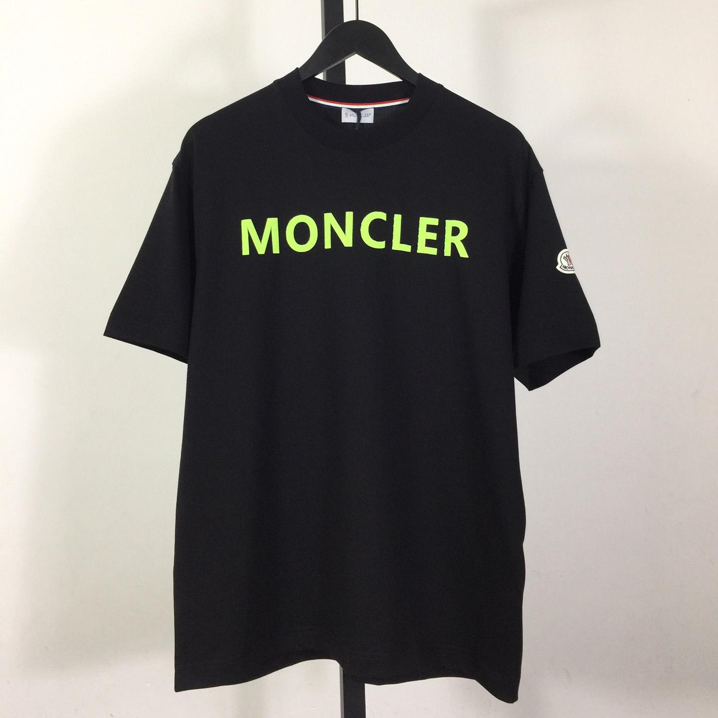 Moncler Logo T-Shirt - EUR FASHION