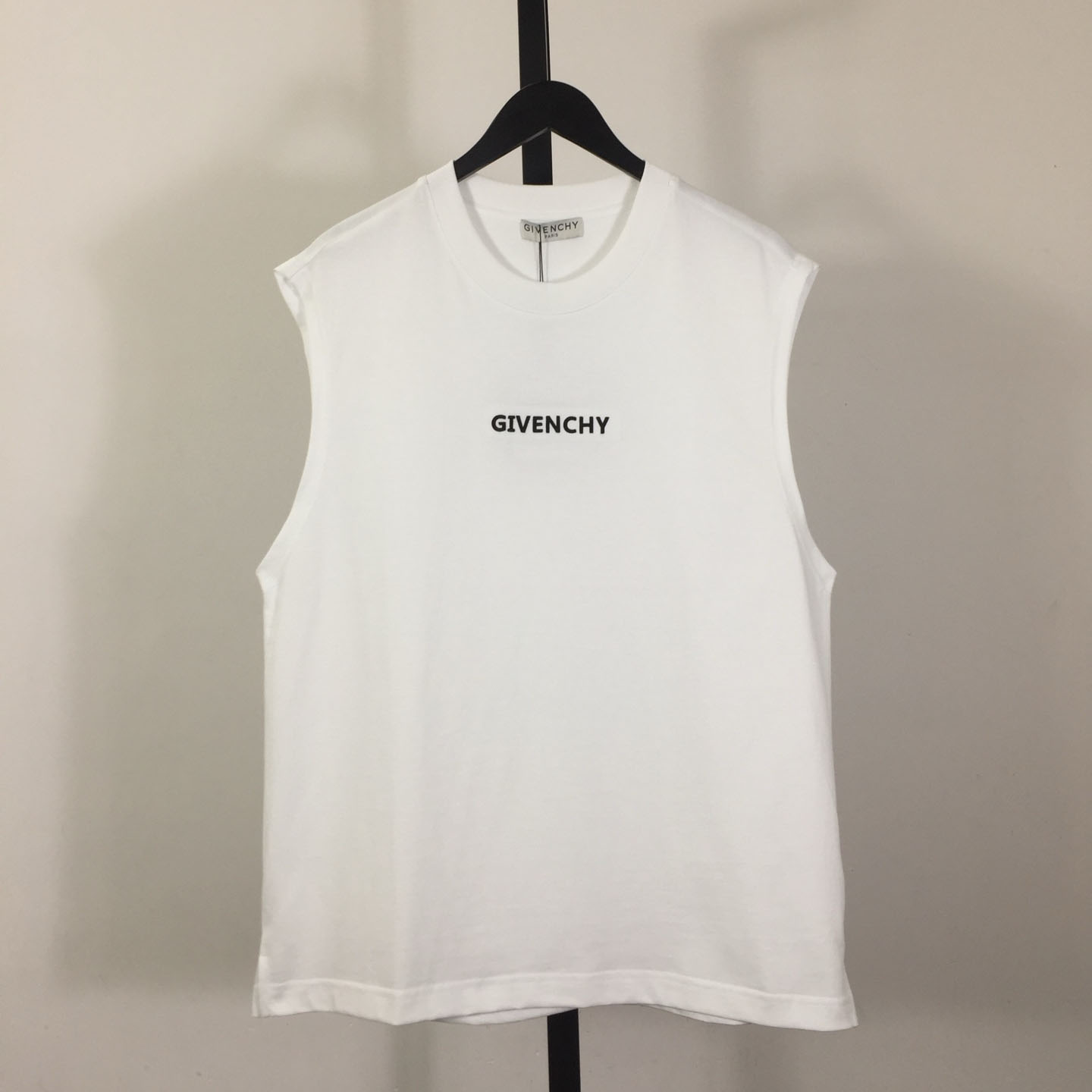 Givenchy Logo Top - EUR FASHION
