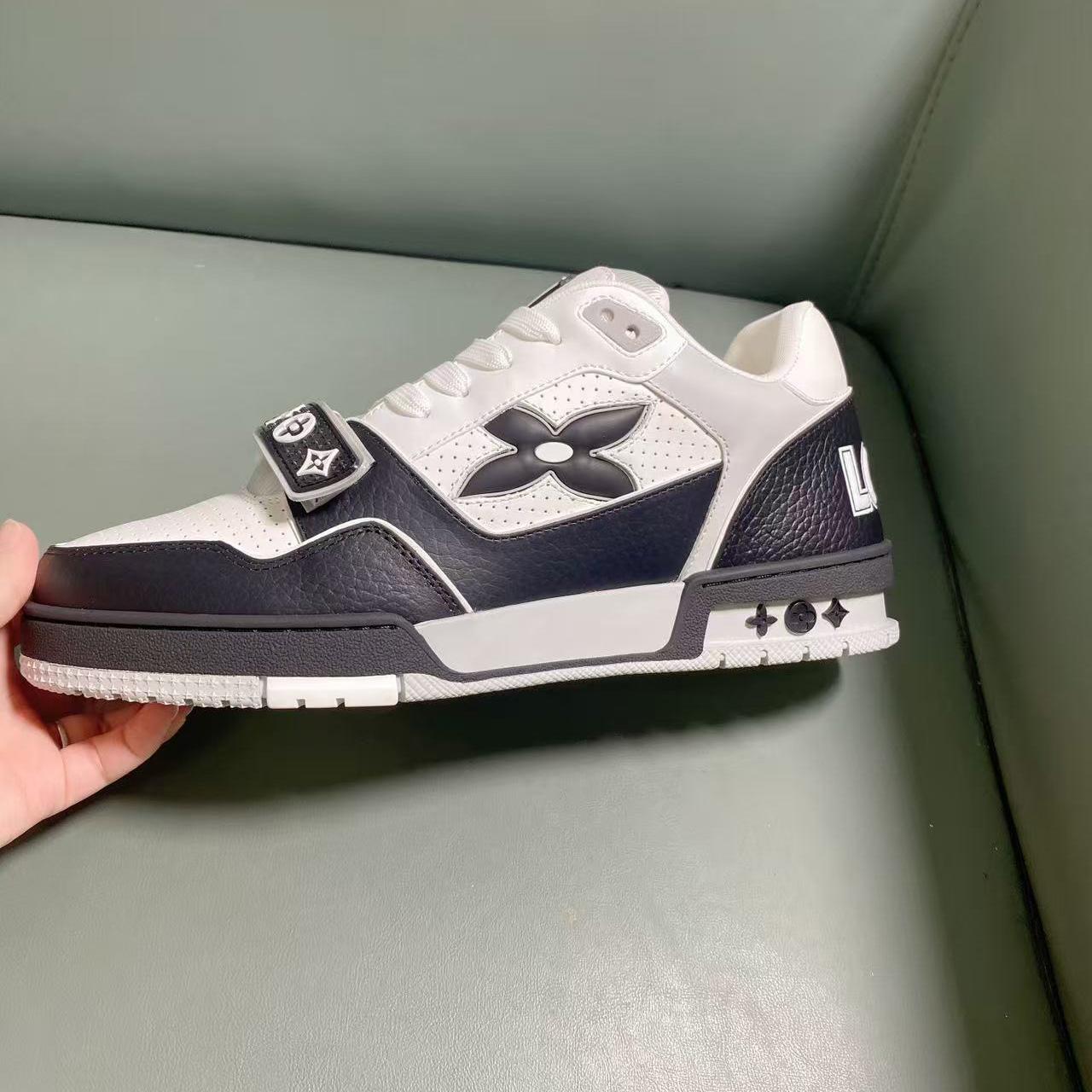 Louis Vuitton LV Trainer Sneaker   1AHTDF - EUR FASHION