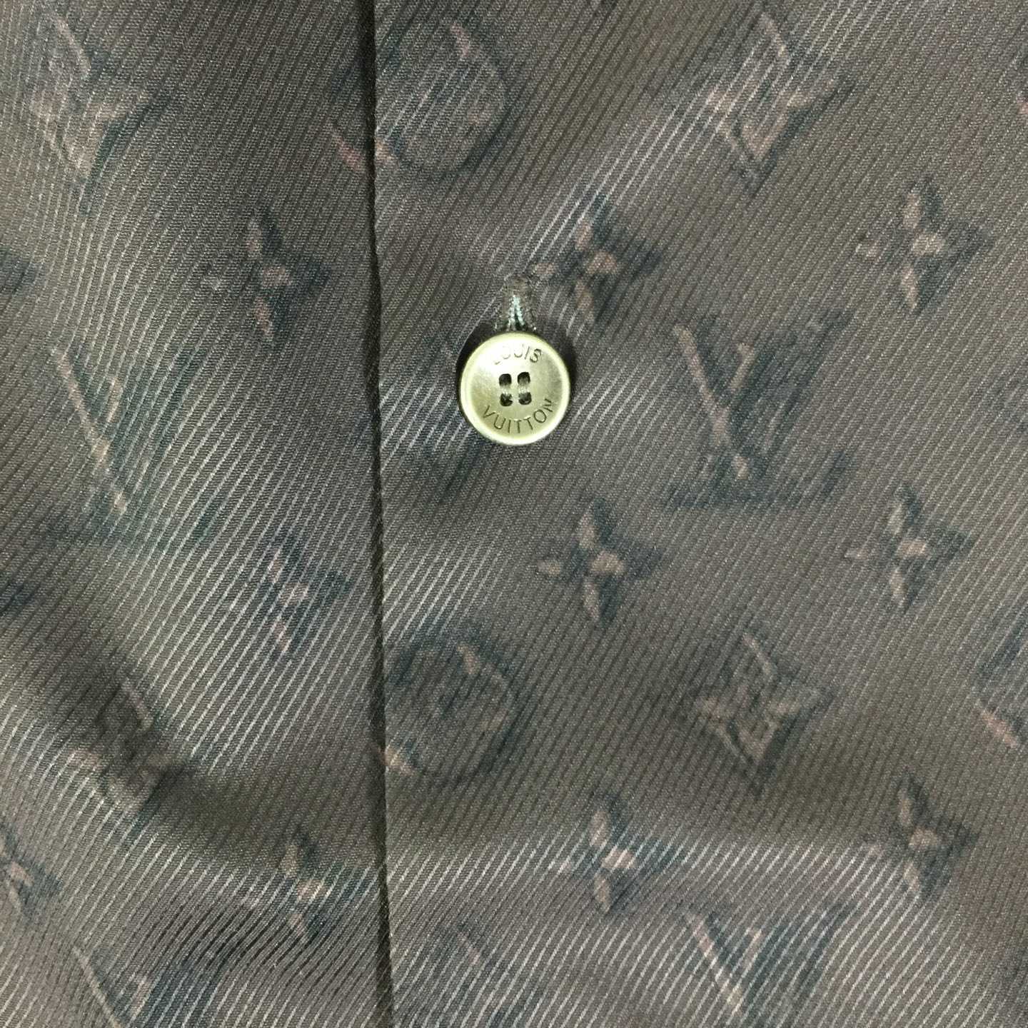 Louis Vuitton Printed Monogram Silk Shorts   1AHCD3 - EUR FASHION