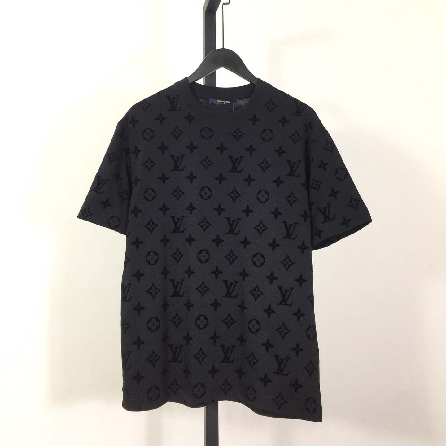 Louis Vuitton Monogram T-shirt - EUR FASHION