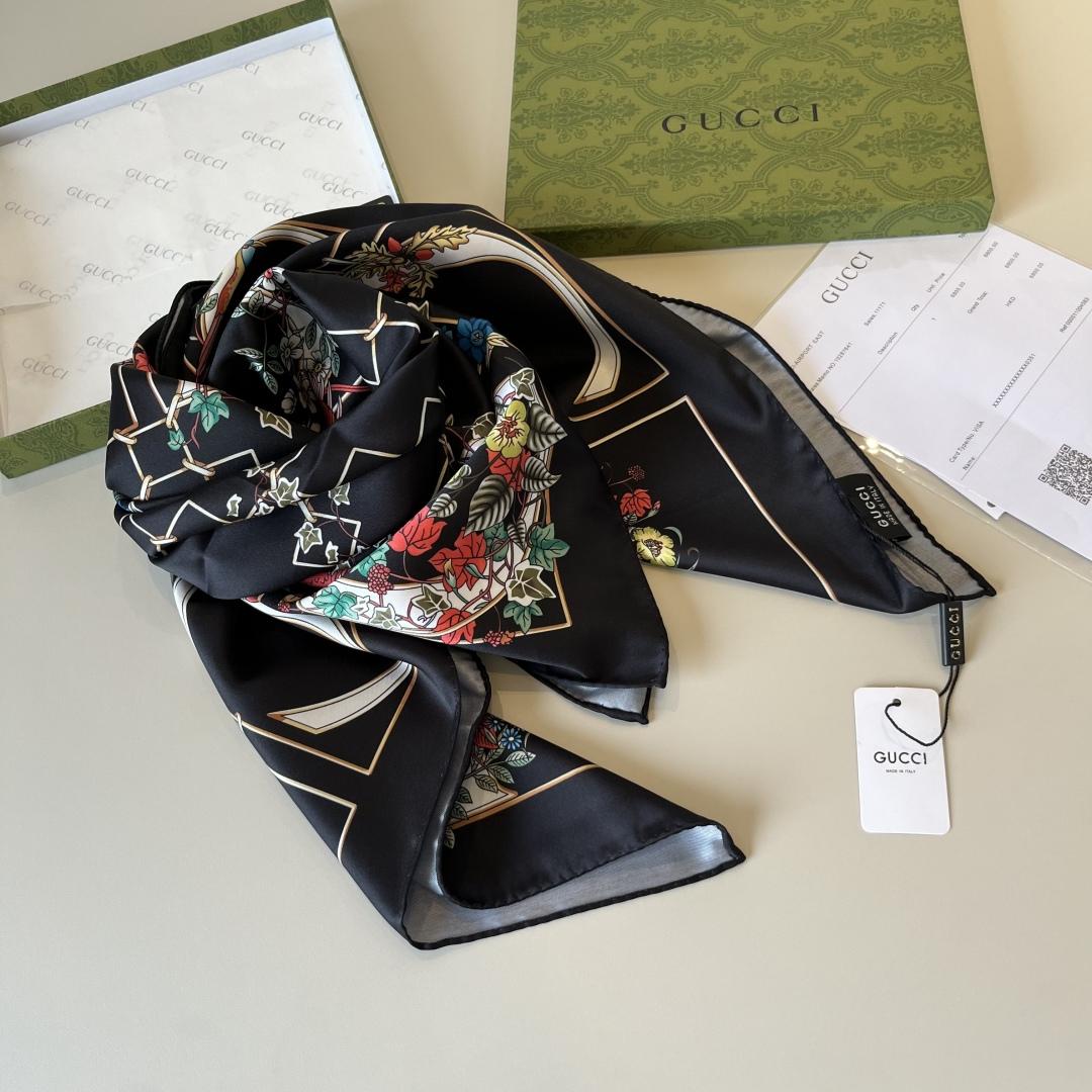 Gucci Printed Silk Twill Carré - EUR FASHION